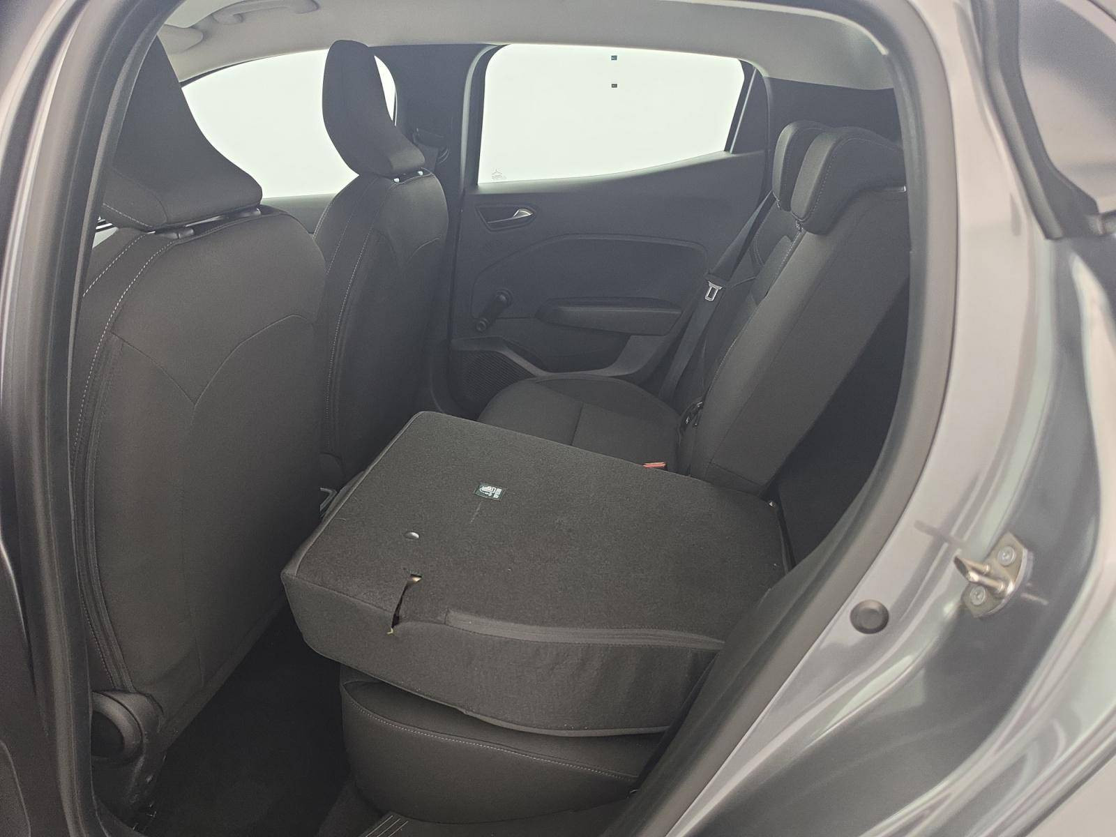 Vente en ligne Renault Clio 5 Clio TCe 90 au prix de 14 290 €