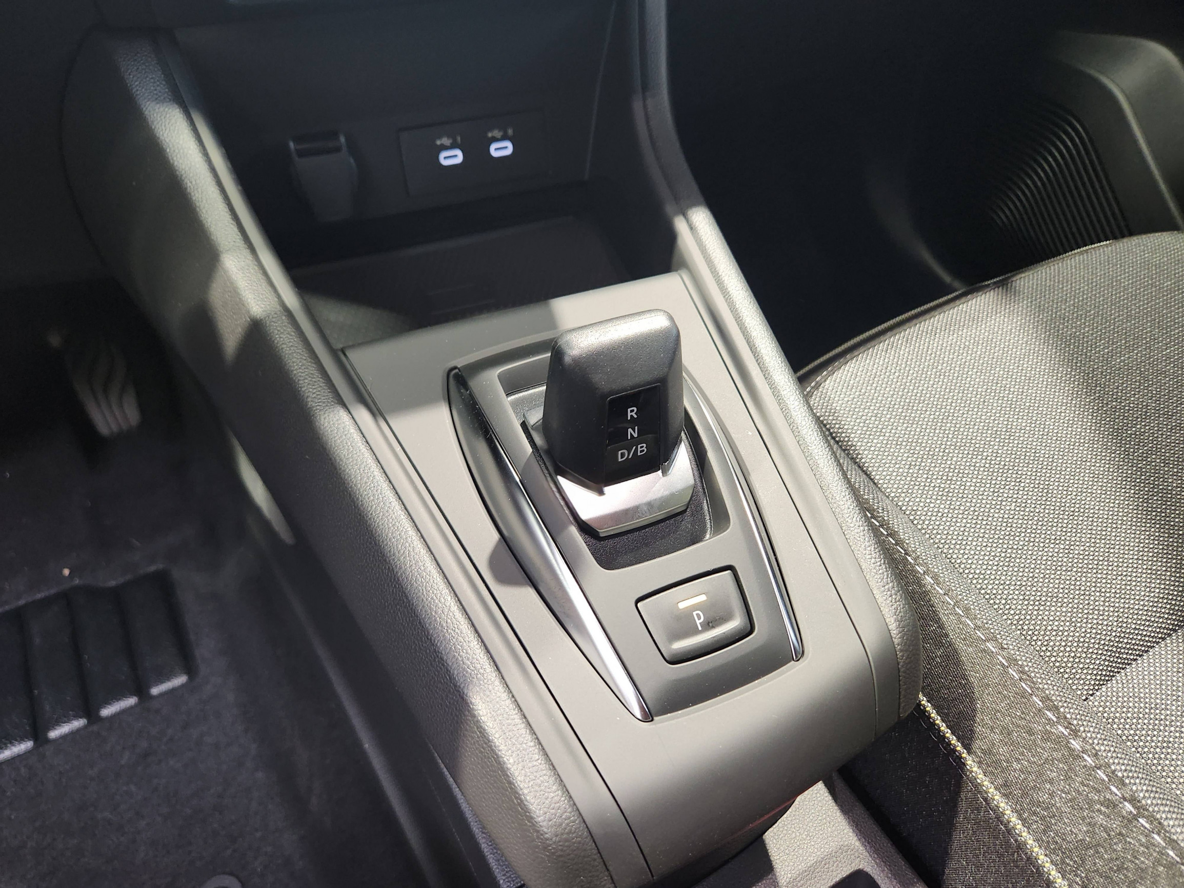 Vente en ligne Renault Captur  E-Tech full hybrid 160 ch au prix de 29 550 €