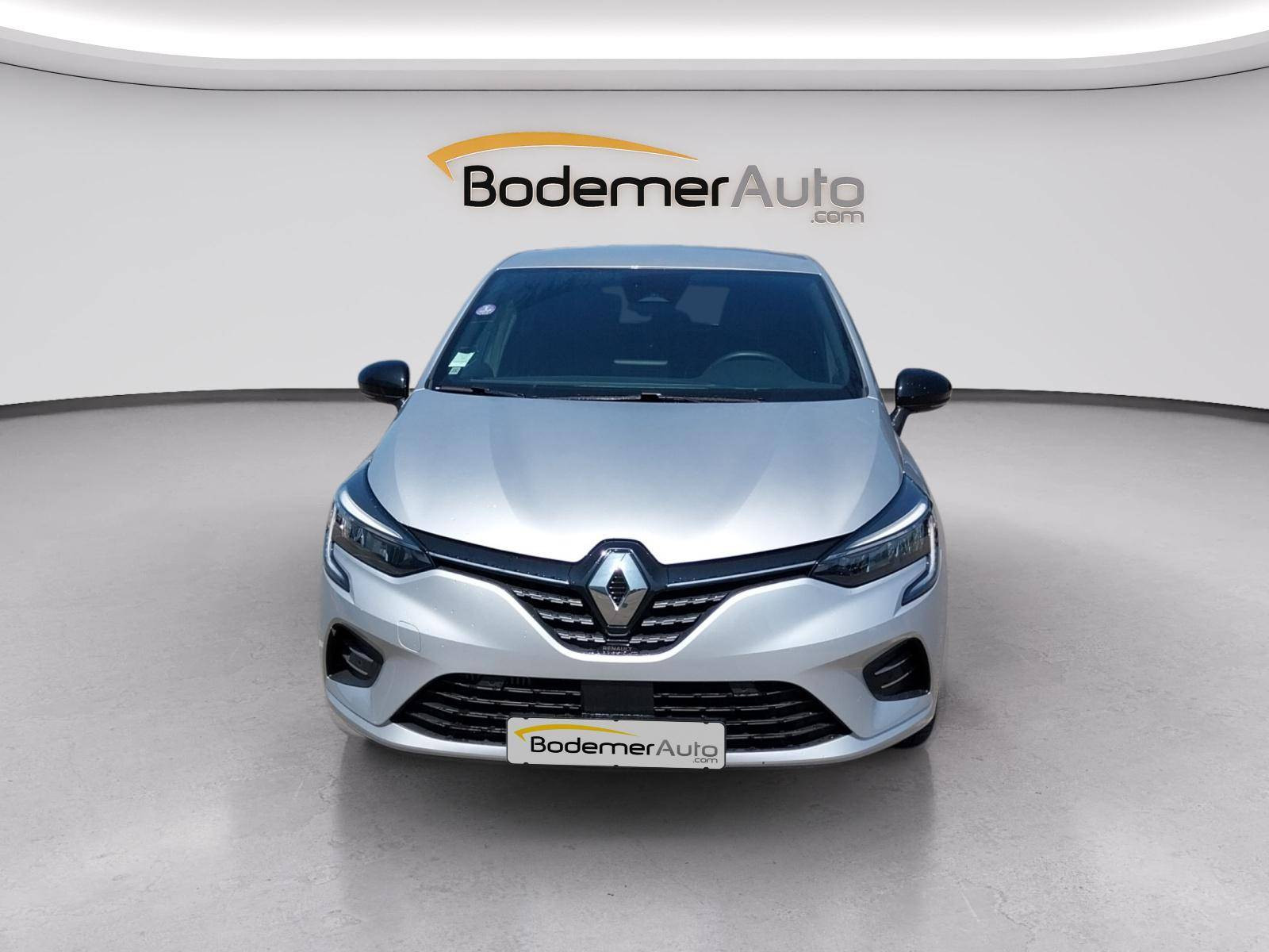 Vente en ligne Renault Clio 5 Clio TCe 90 au prix de 15 900 €