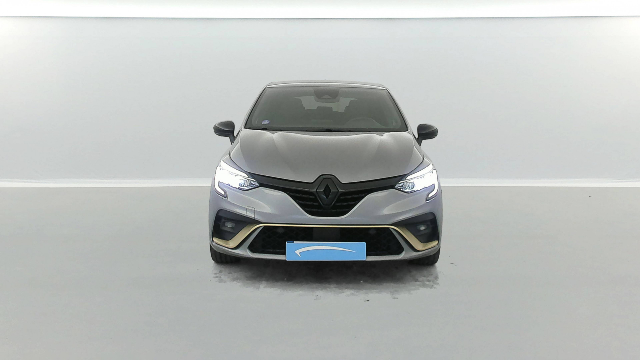 Vente en ligne Renault Clio 5 Clio E-Tech full hybrid 145 au prix de 18 990 €