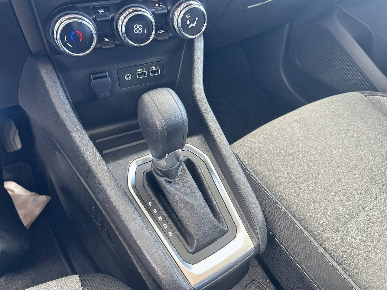 Vente en ligne Renault Clio 5 Clio E-Tech full hybrid 145 ch GSR2 au prix de 20 490 €