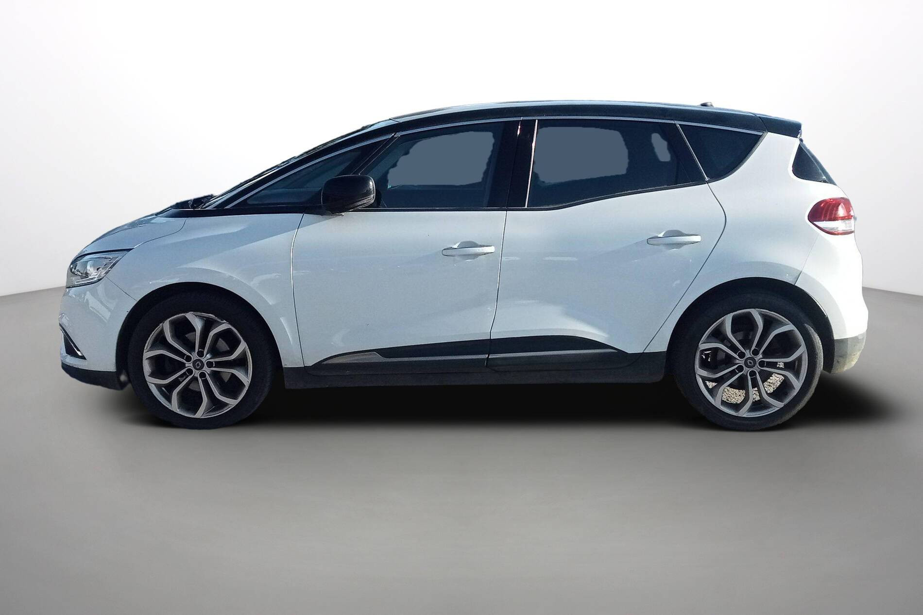 Vente en ligne Renault Scenic 4 Scenic dCi 110 Energy au prix de 12 990 €