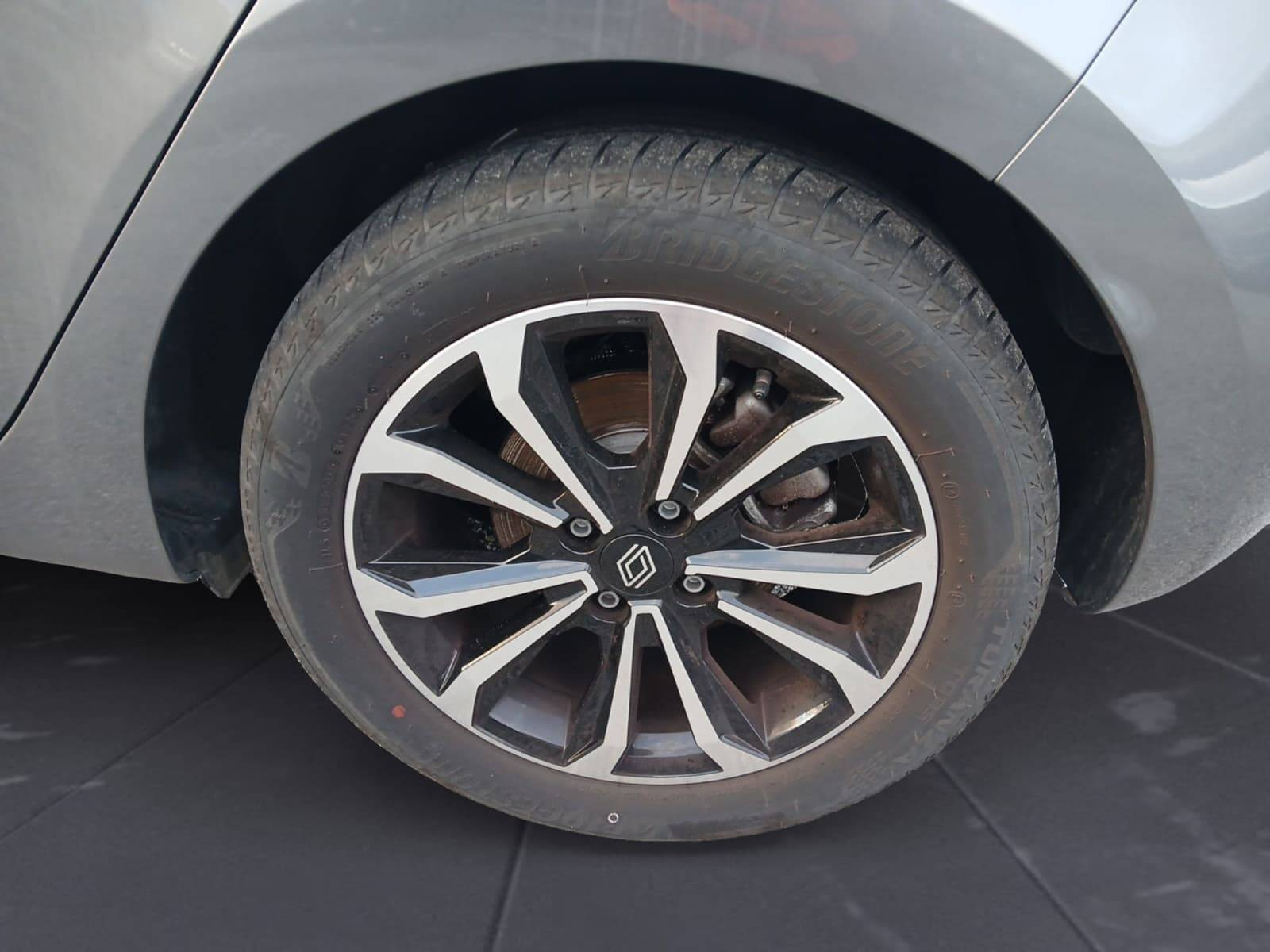 Vente en ligne Renault Clio 5 Clio E-Tech full hybrid 145 ch GSR2 au prix de 22 390 €