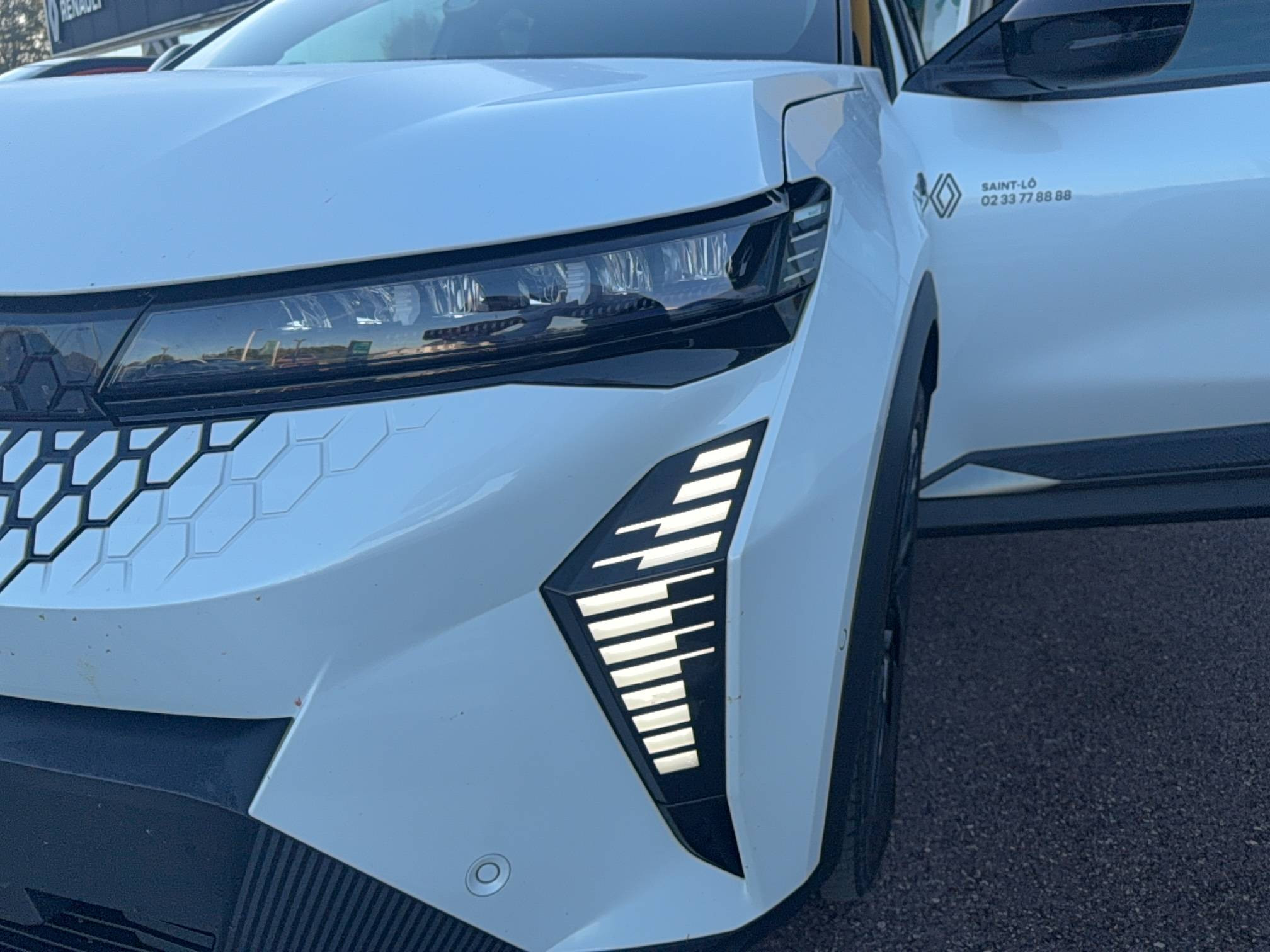 Vente en ligne Renault Scenic E-Tech Scenic E-Tech électrique 220 ch grande autonomie au prix de 37 890 €