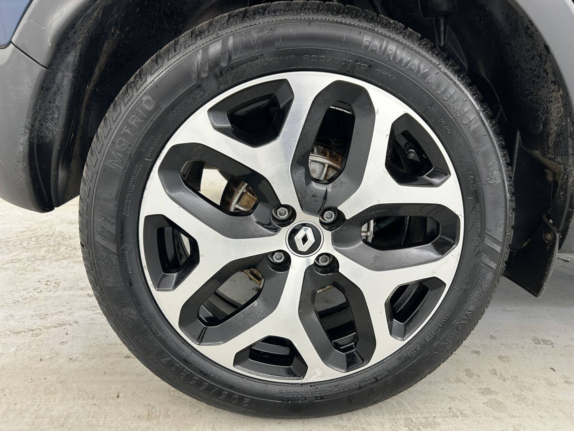 Vente en ligne Renault Captur  dCi 90 au prix de 10 990 €