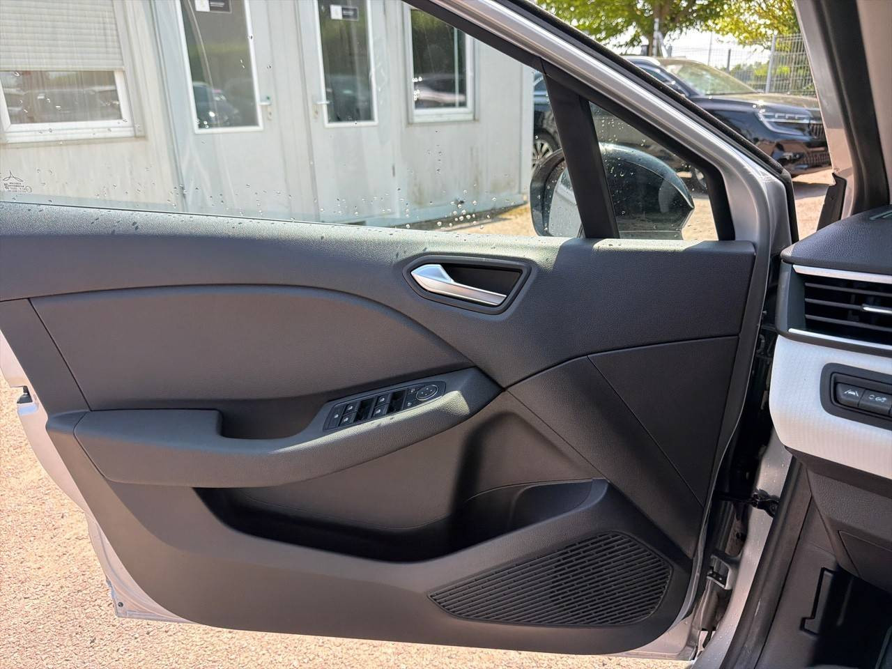Vente en ligne Renault Clio 5 Clio TCe 90 au prix de 13 990 €