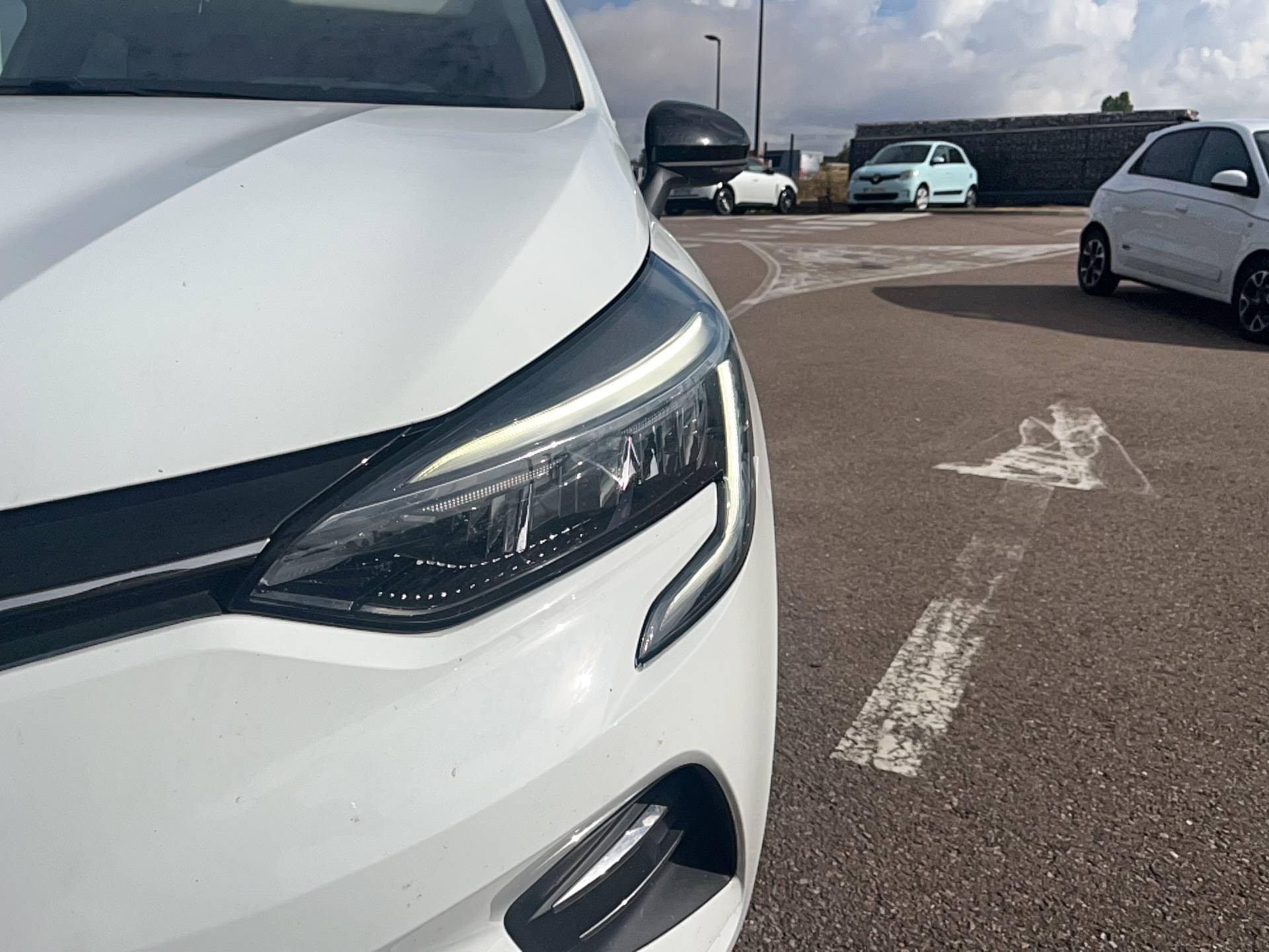 Vente en ligne Renault Clio 5 Clio Blue dCi 100 au prix de 13 490 €