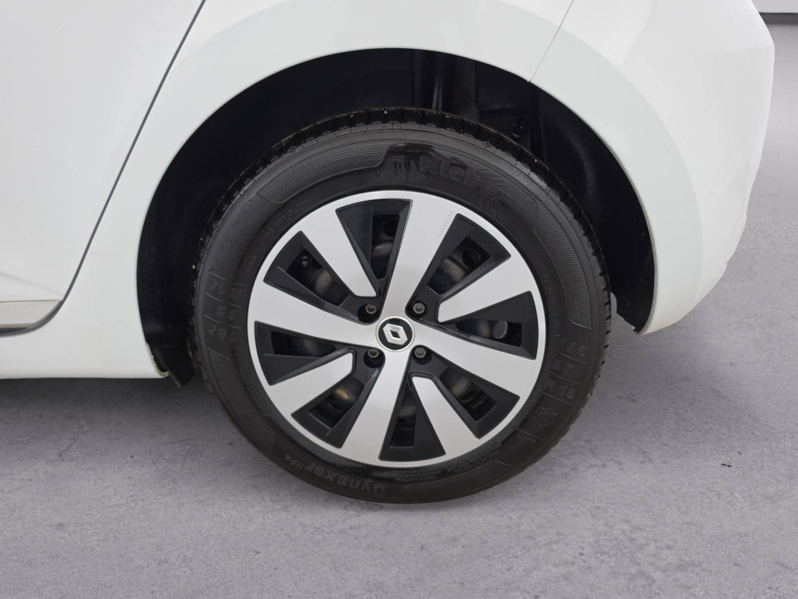 Vente en ligne Renault Clio 5 Clio TCe 90 au prix de 13 999 €