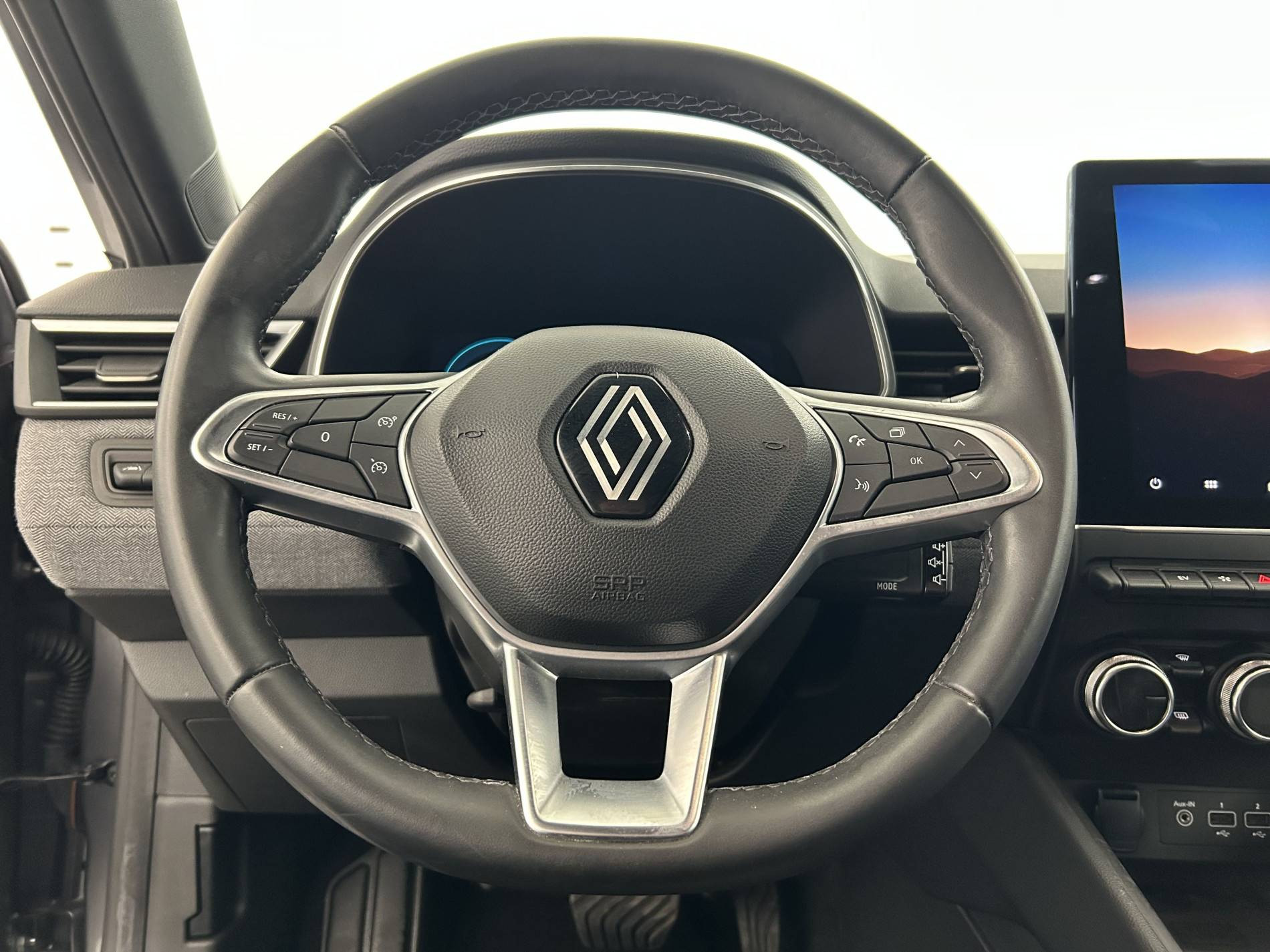 Vente en ligne Renault Clio 5 Clio E-Tech full hybrid 145 au prix de 18 390 €