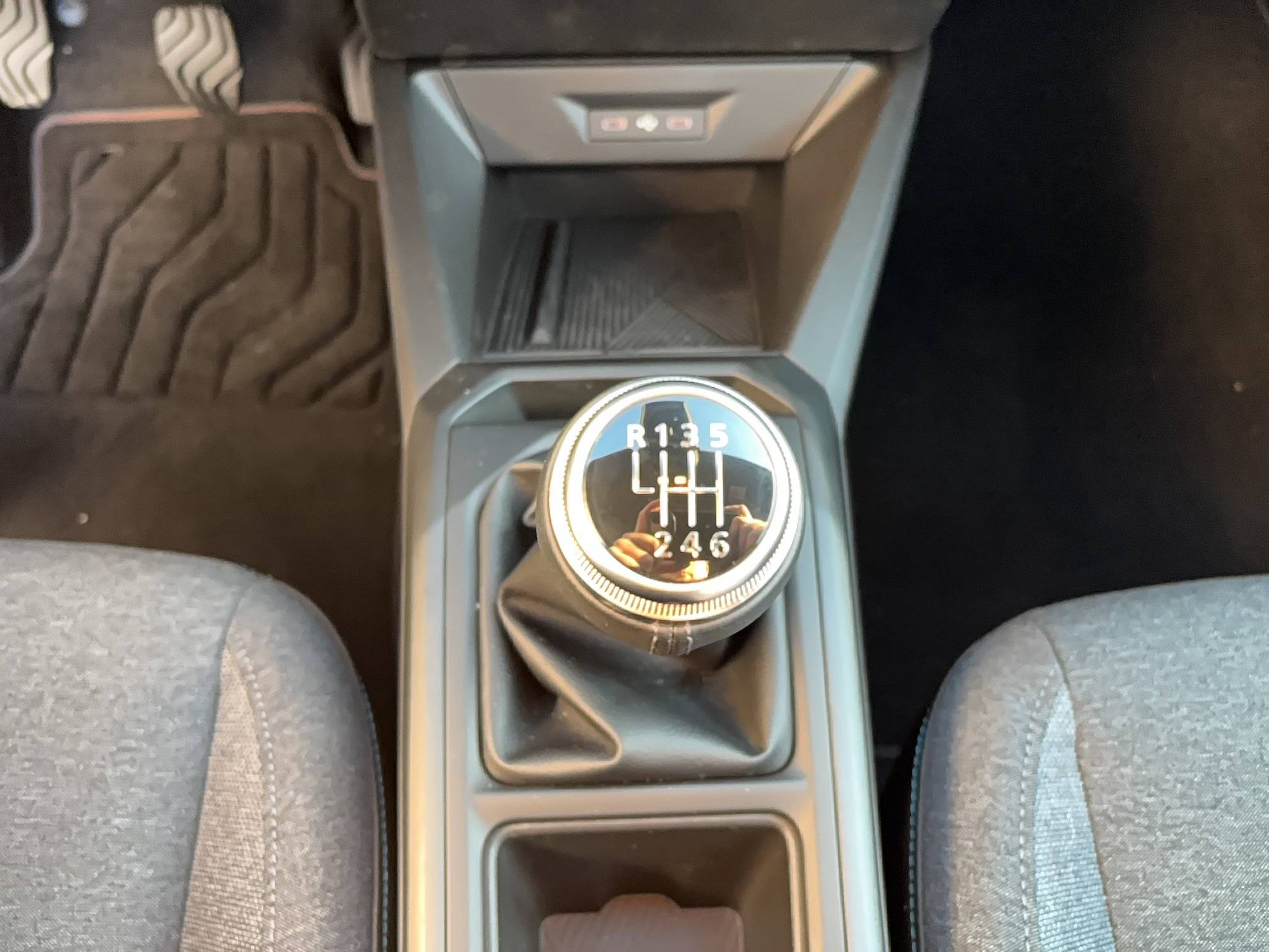 Vente en ligne Renault Clio 6 Clio TCe 115 ch au prix de 19 900 €