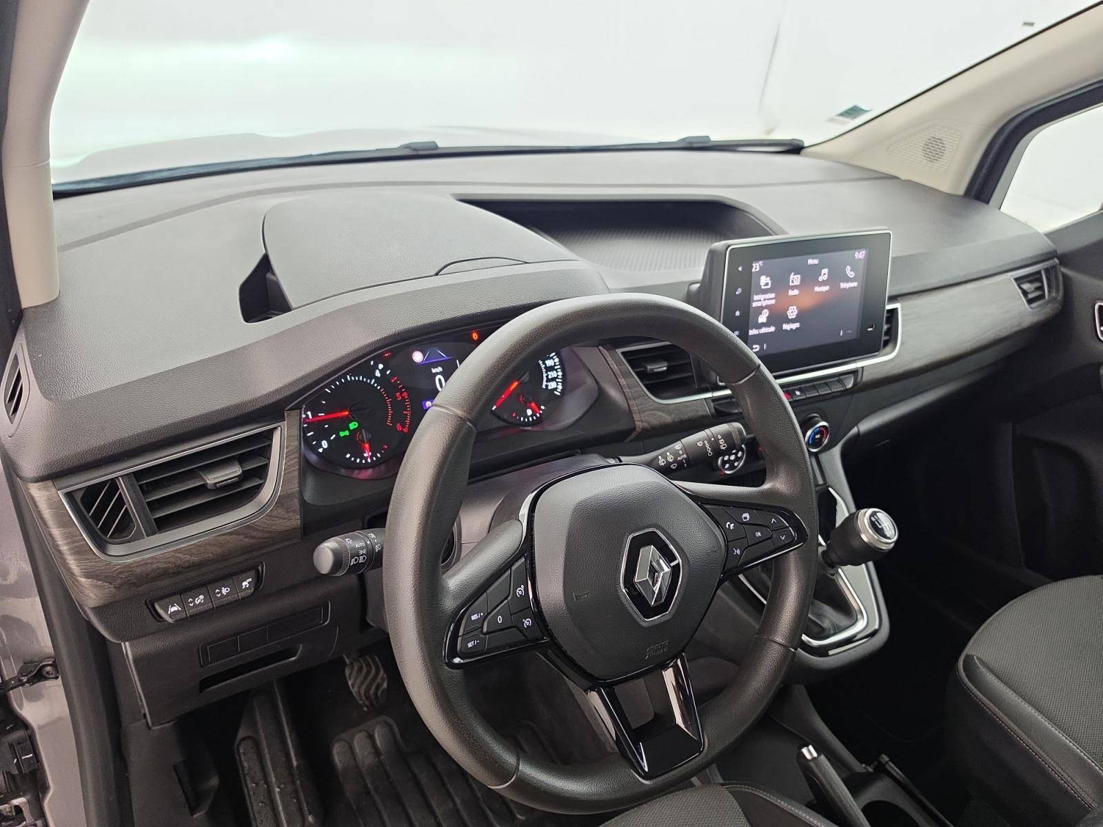 Vente en ligne Renault Kangoo  Blue dCi 95 au prix de 17 491 €