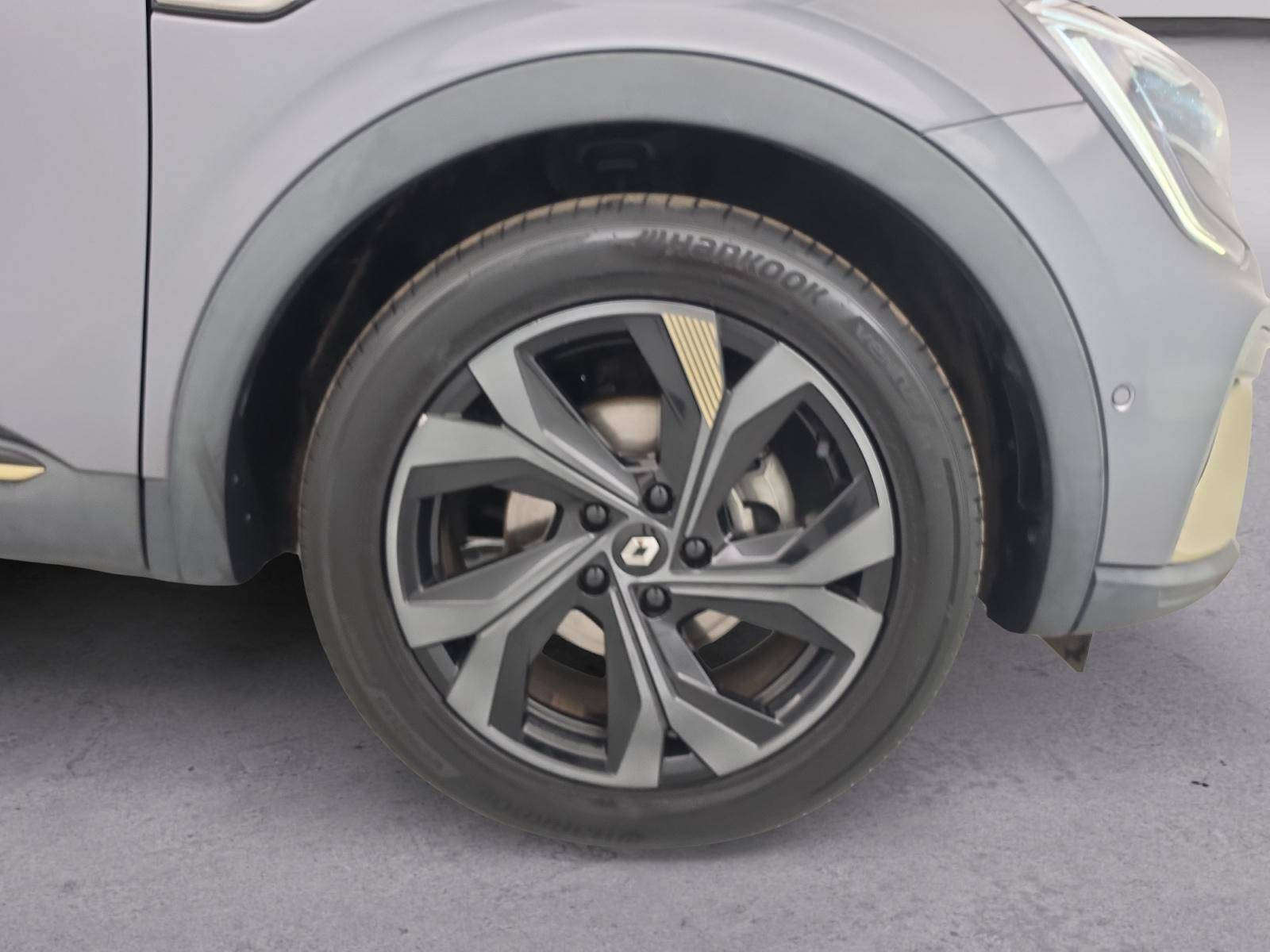 Vente en ligne Renault Arkana  E-Tech hybride 145 - 22 au prix de 21 900 €
