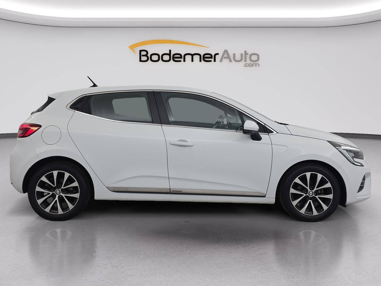 Vente en ligne Renault Clio 5 Clio TCe 90 - 21N au prix de 14 490 €