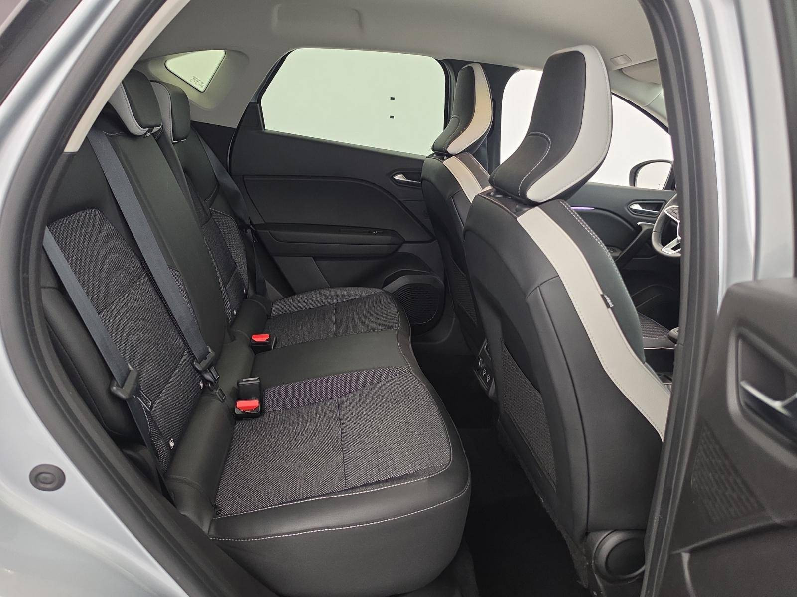 Vente en ligne Renault Captur  E-Tech 145 - 21 au prix de 17 991 €