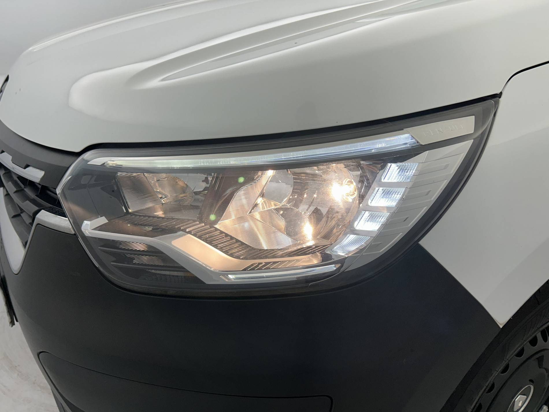 Vente en ligne Renault Express Van  BLUE DCI 75 au prix de 12 490 €