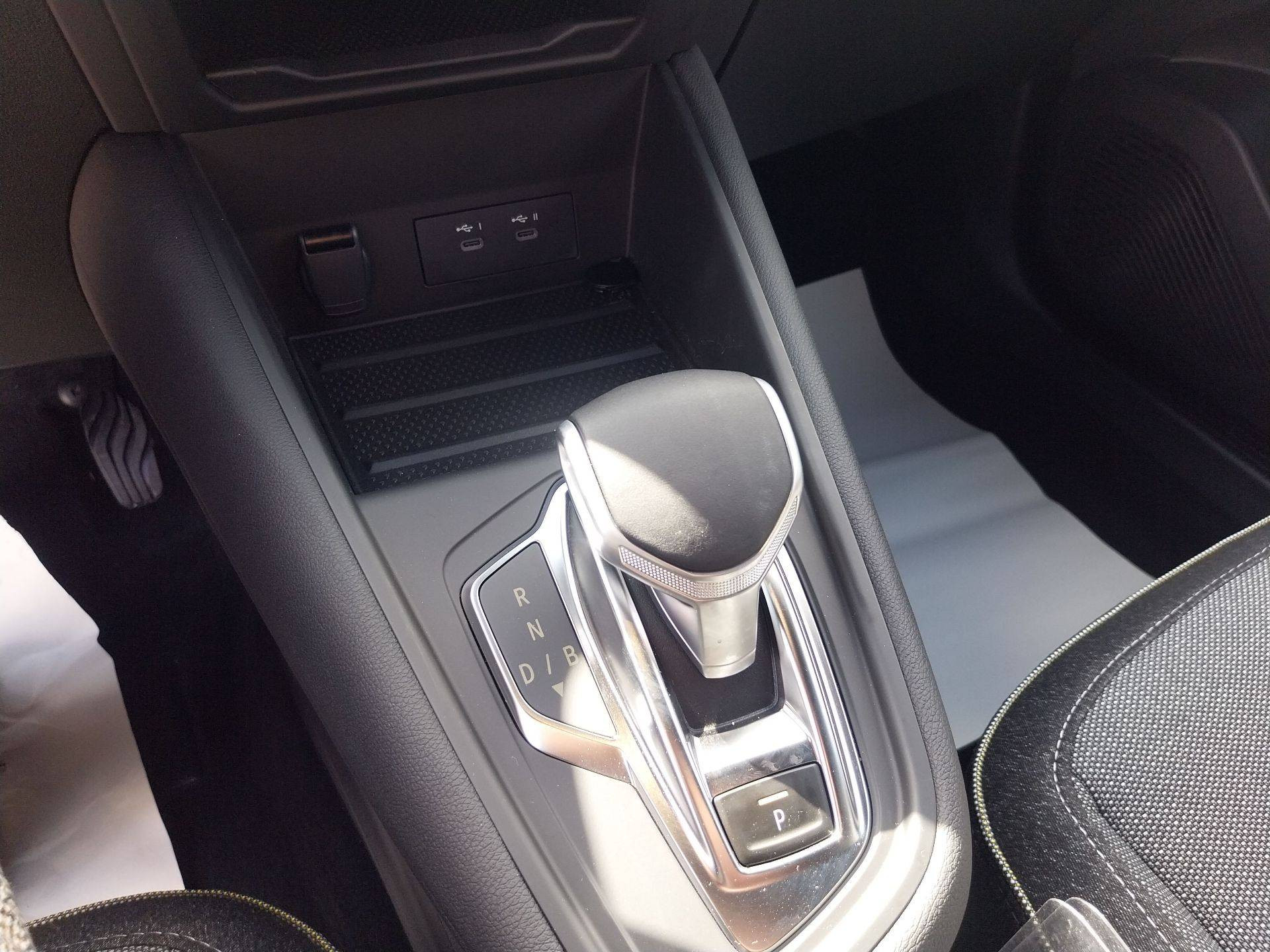 Vente en ligne Renault Symbioz  E-Tech full hybrid 145 au prix de 27 490 €