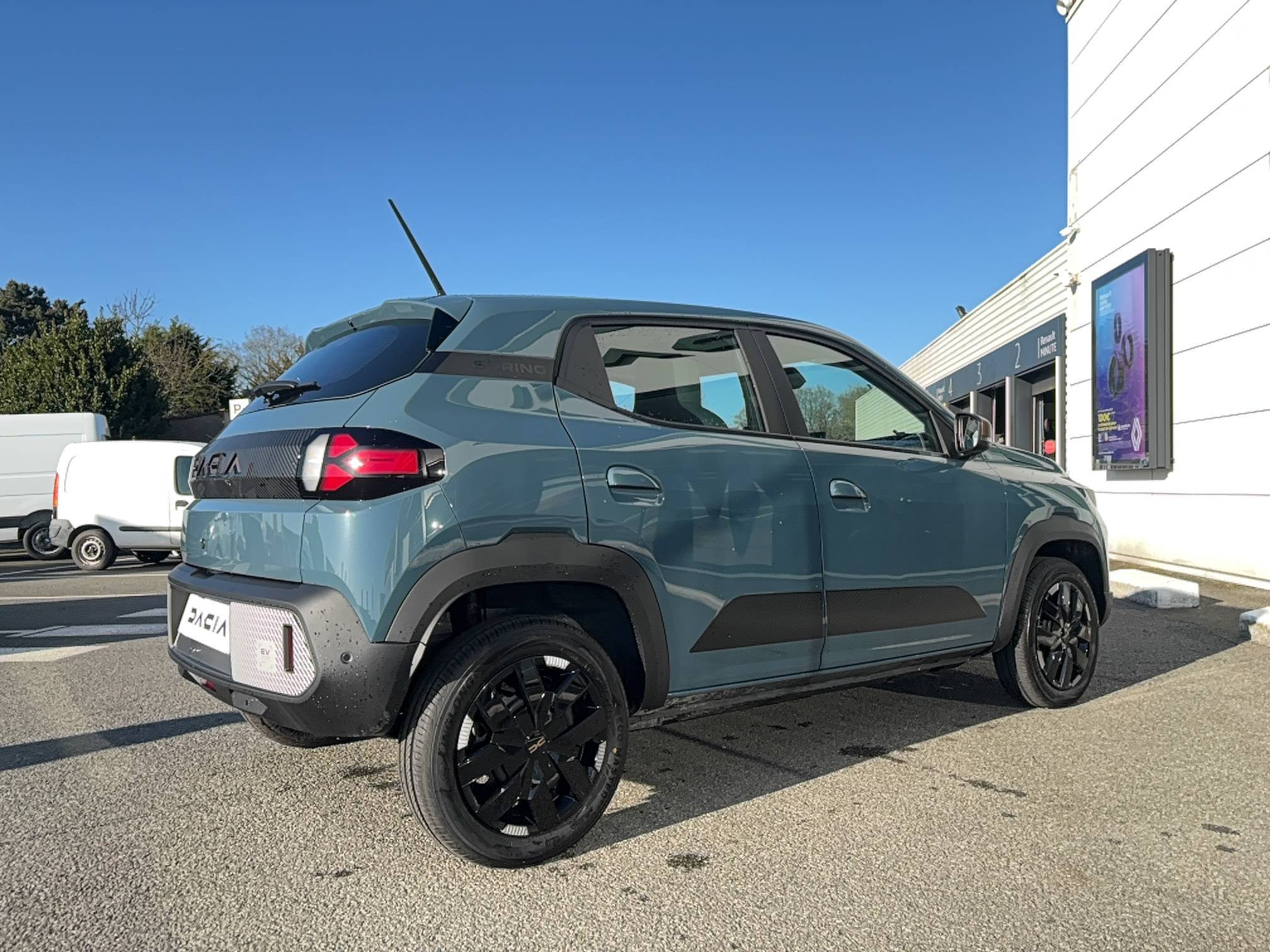 Vente en ligne Dacia Spring  electric 100 au prix de 19 990 €