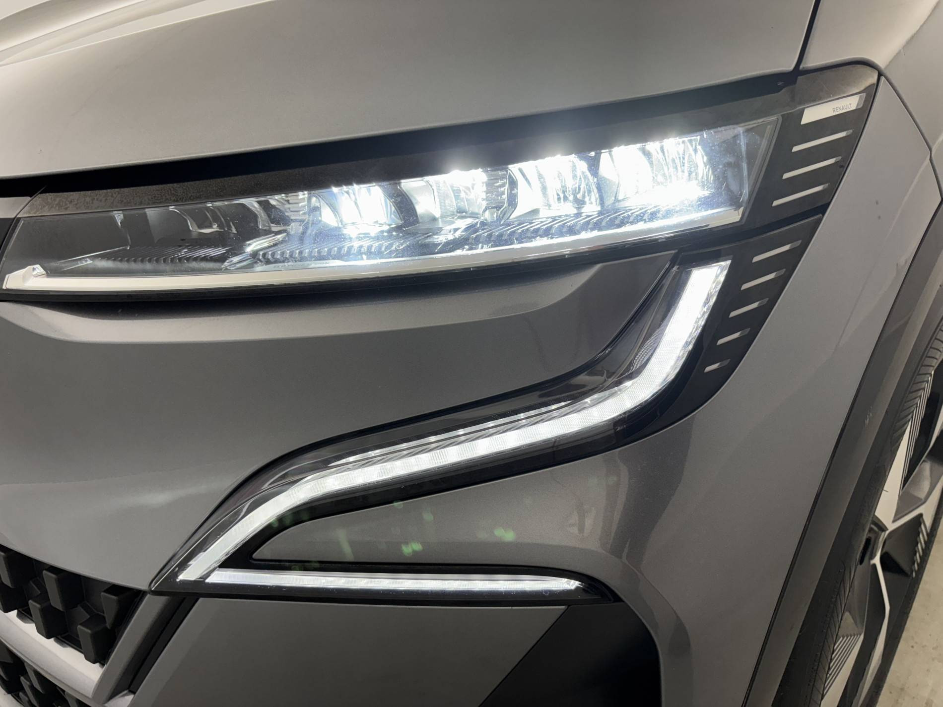 Vente en ligne Renault Megane E-Tech  EV60 220 ch super charge au prix de 24 290 €