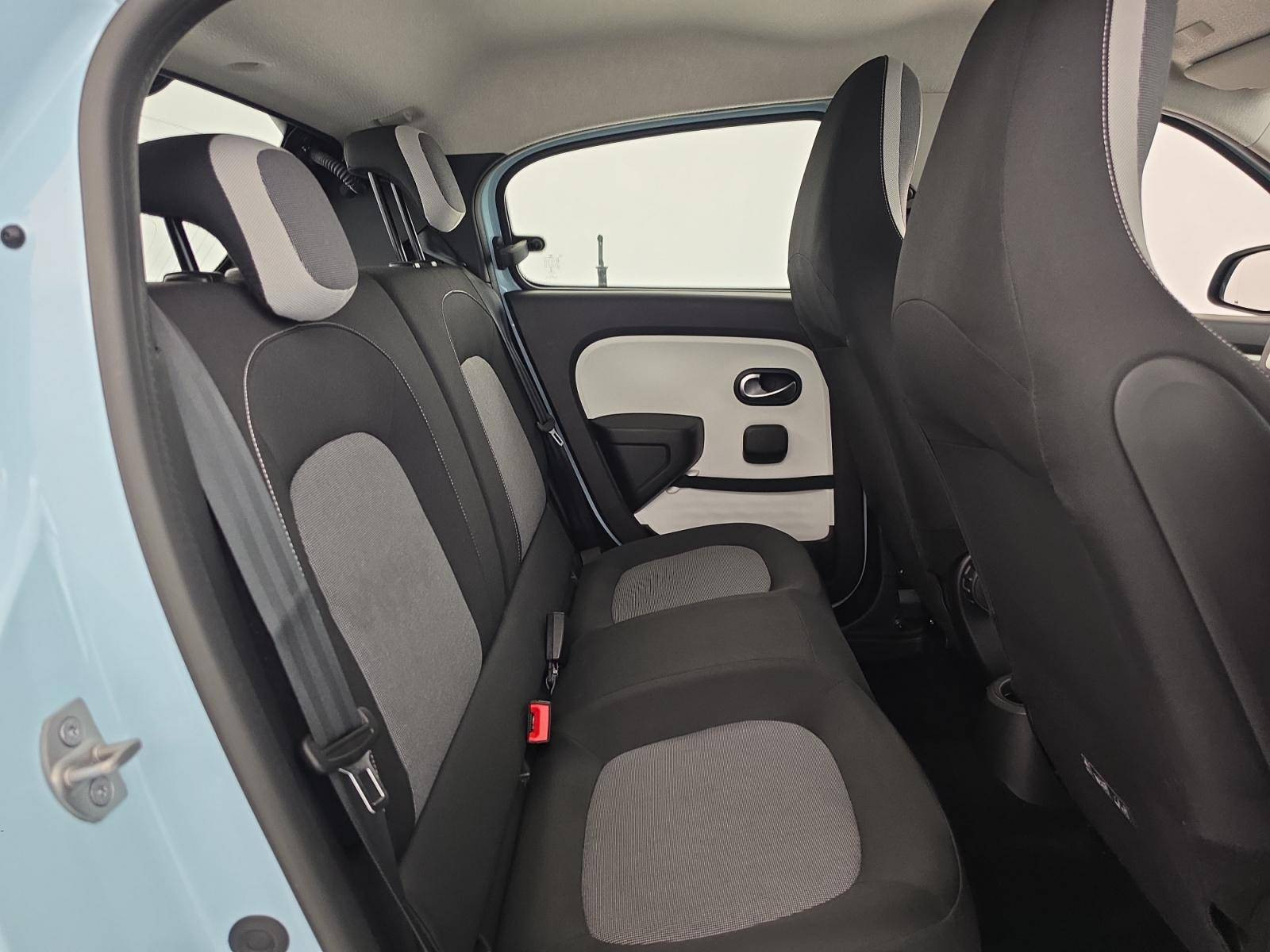Vente en ligne Renault Twingo Electrique Twingo III E-Tech au prix de 12 990 €