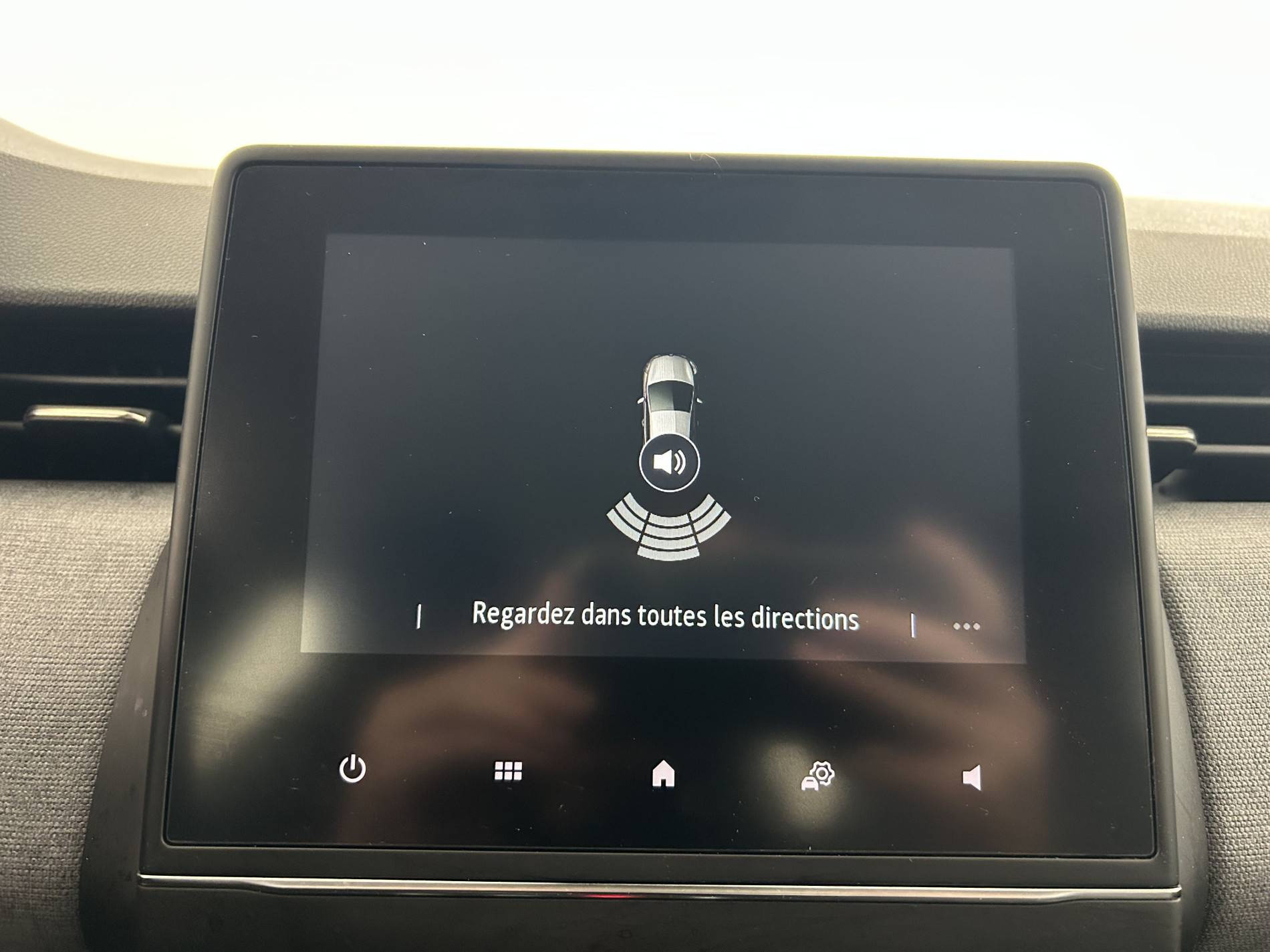 Vente en ligne Renault Clio 5 Clio TCe 90 au prix de 15 790 €