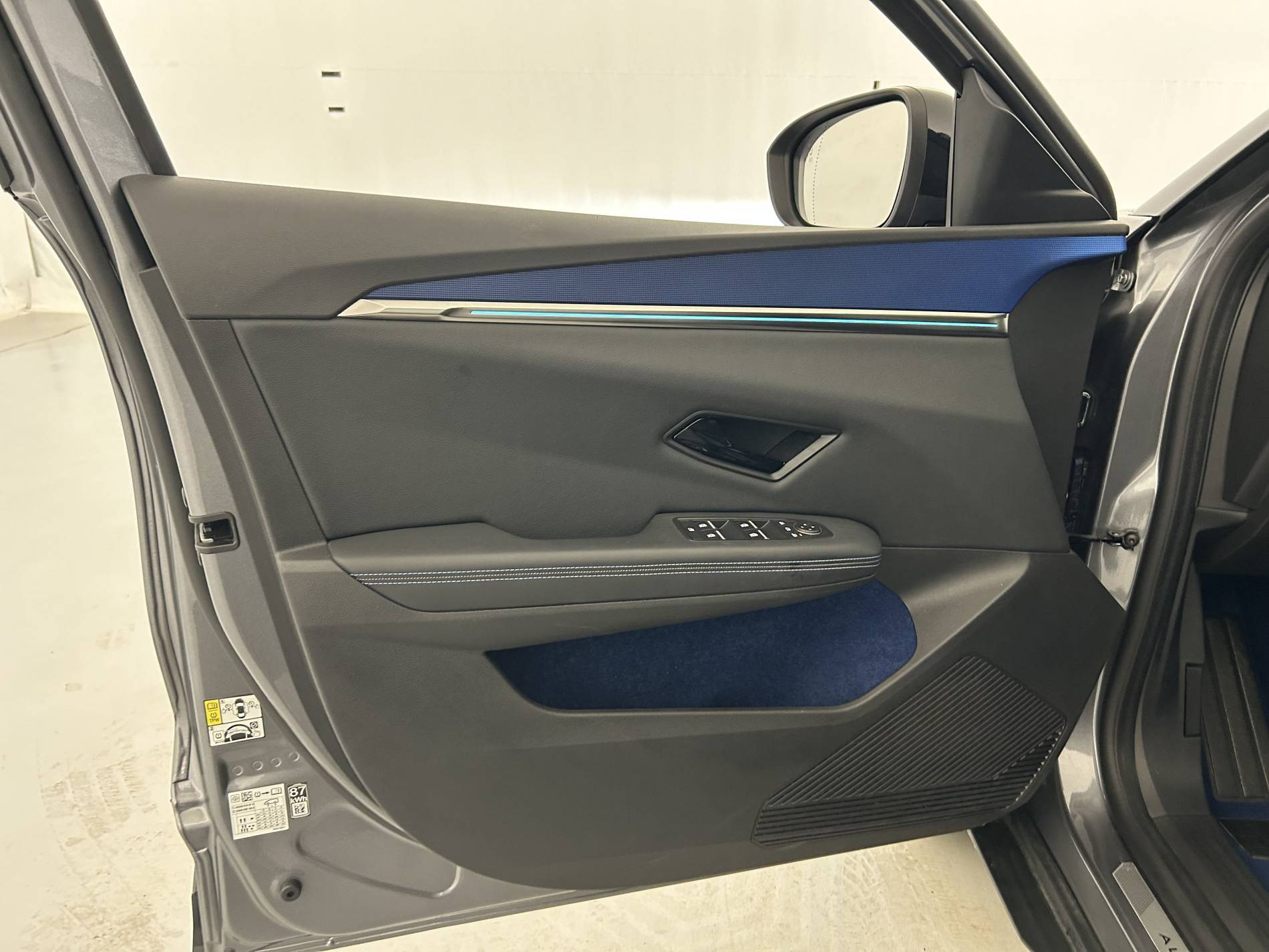Vente en ligne Renault Scenic E-Tech Scenic E-Tech électrique 220 ch grande autonomie au prix de 42 490 €
