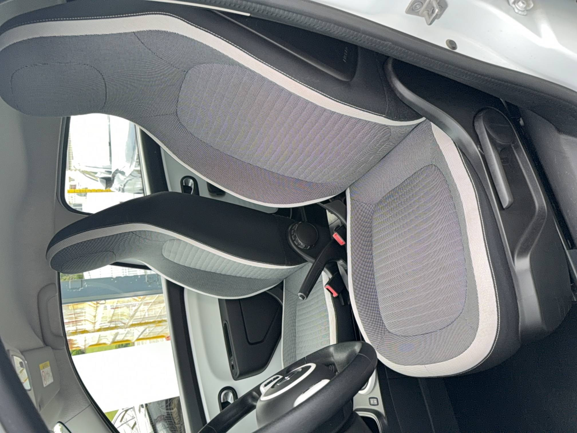 Vente en ligne Renault Twingo 3  SCe 65 - 21 au prix de 11 990 €