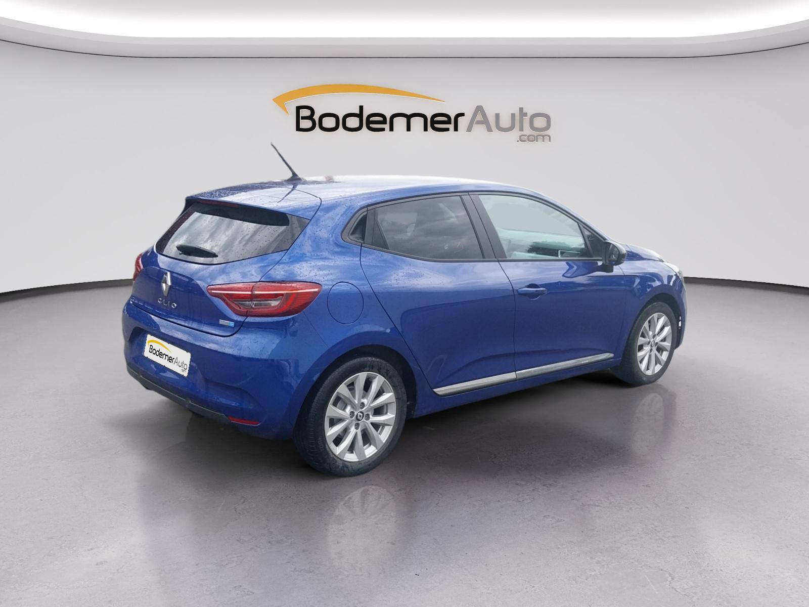 Vente en ligne Renault Clio 5 Clio E-Tech full hybrid 145 au prix de 16 990 €
