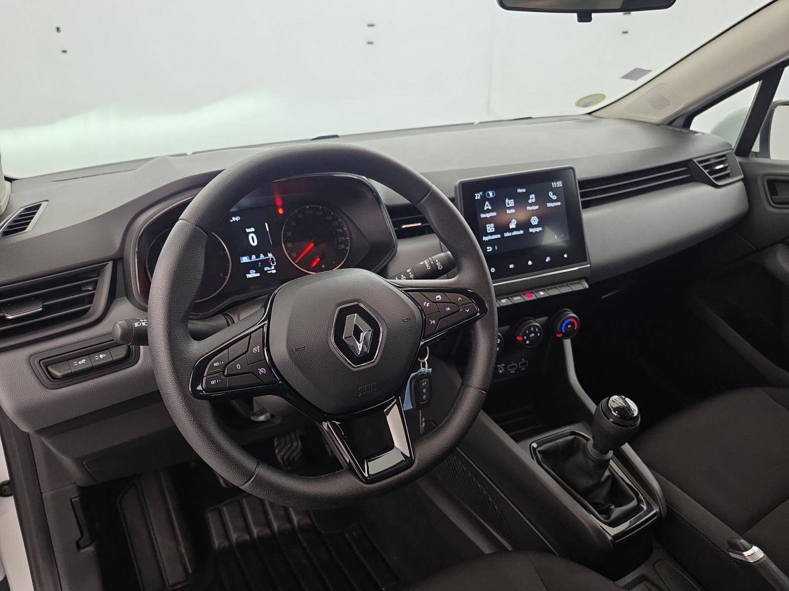 Vente en ligne Renault Clio 5 CLIO SOCIETE BLUE DCI 100 - 21N au prix de 11 990 €