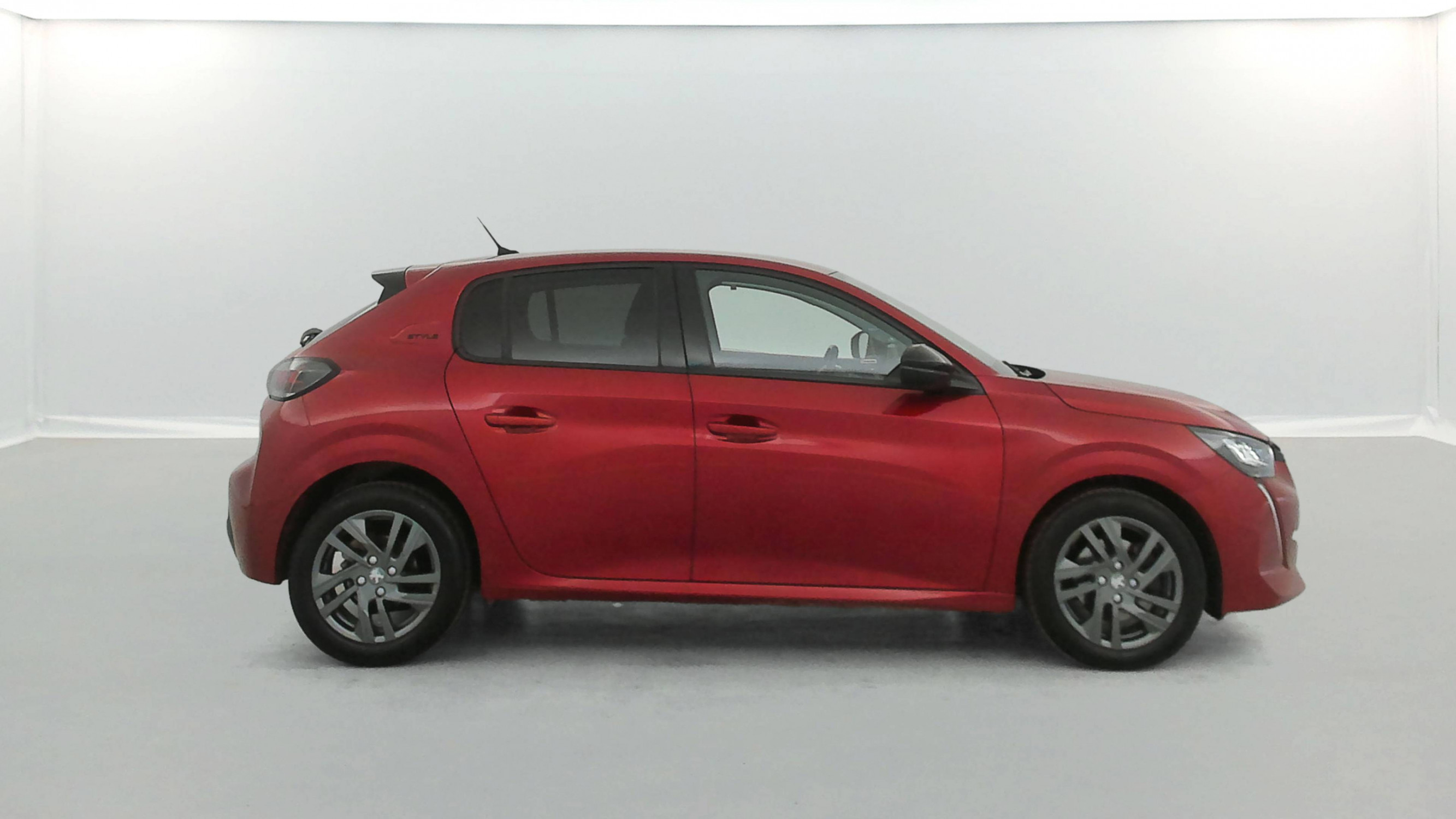Vente en ligne Peugeot 208  BlueHDi 100 S&S BVM6 au prix de 13 790 €
