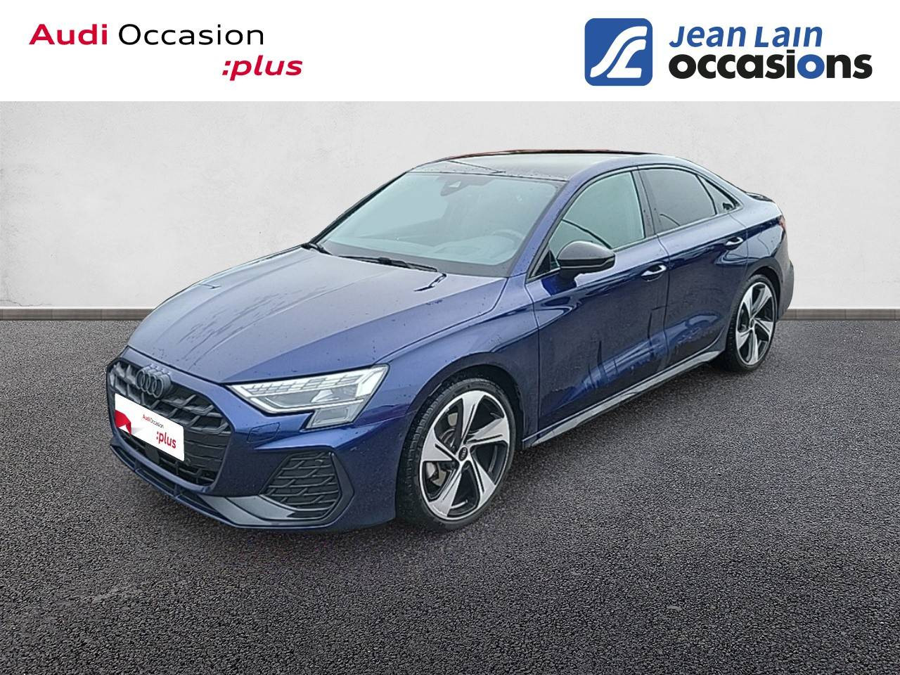 Vente en ligne AUDI A3 BERLINE A3 Berline TFSI Mild Hybrid 150 S tronic 7 S line de 2024 au prix de 35 990 €