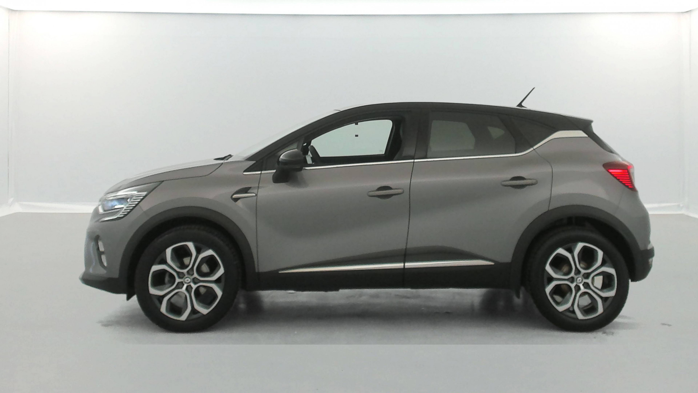 Vente en ligne Renault Captur  TCe 90 - 21 au prix de 16 990 €