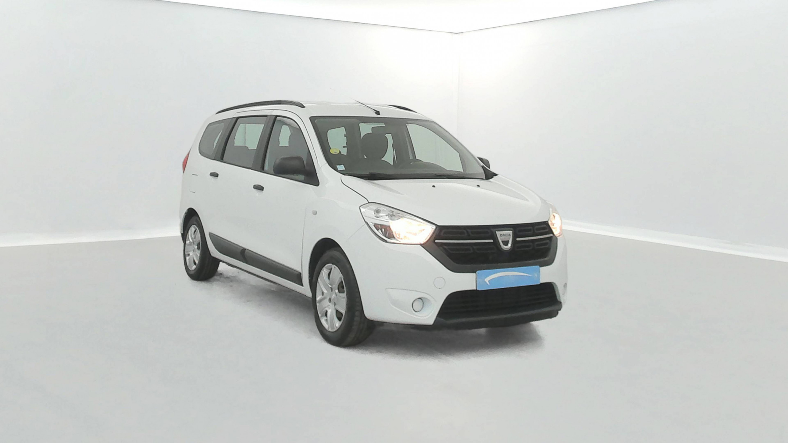 Vente en ligne Dacia Lodgy  Blue dCi 95 7 places au prix de 12 990 €