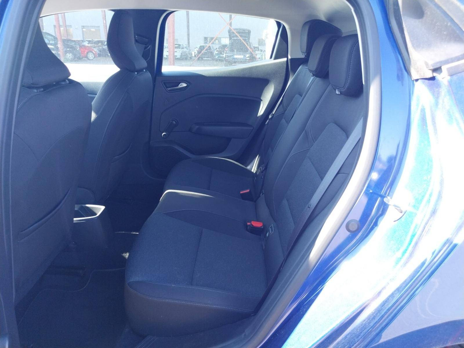 Vente en ligne Renault Clio 5 Clio TCe 90 au prix de 13 990 €
