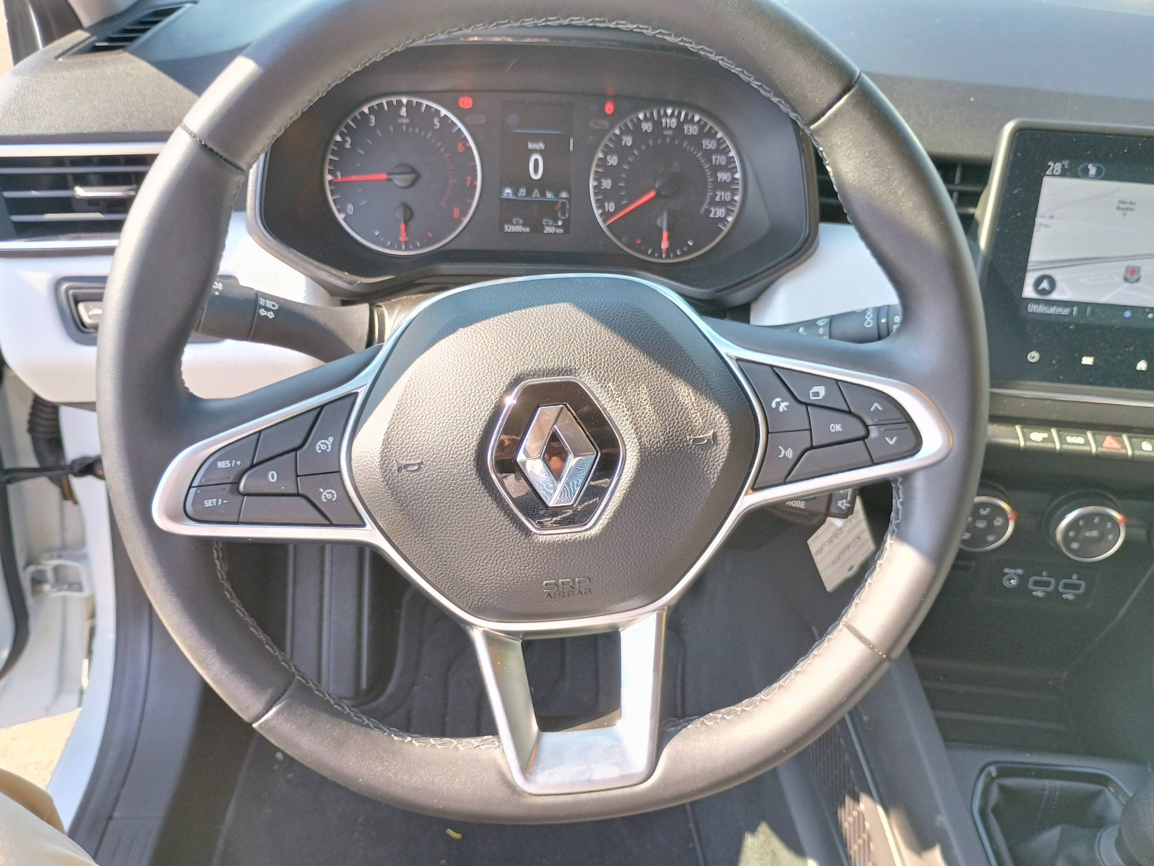 Vente en ligne Renault Clio 5 Clio TCe 90 au prix de 14 990 €