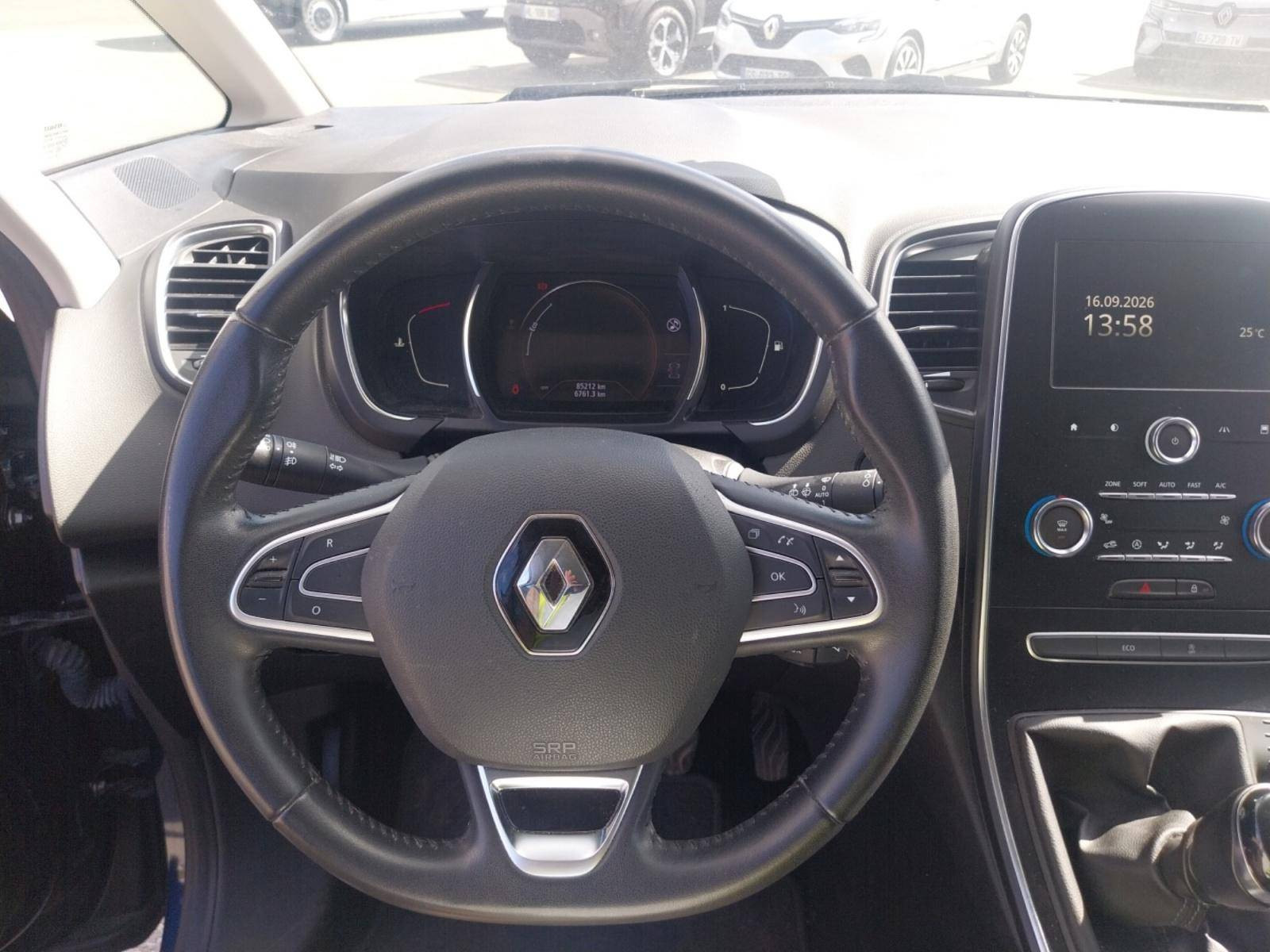 Vente en ligne Renault Scenic 4 Scenic TCe 115 FAP au prix de 12 990 €