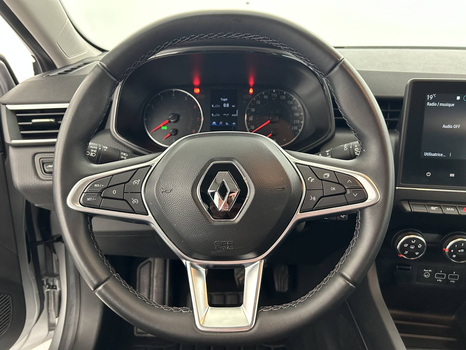 Vente en ligne Renault Clio 5 Clio TCe 90 au prix de 13 990 €
