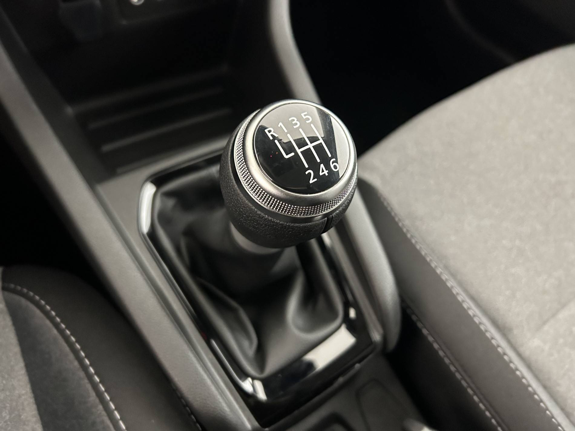 Vente en ligne Renault Clio 5 Clio TCe 90 ch GSR2 au prix de 16 290 €