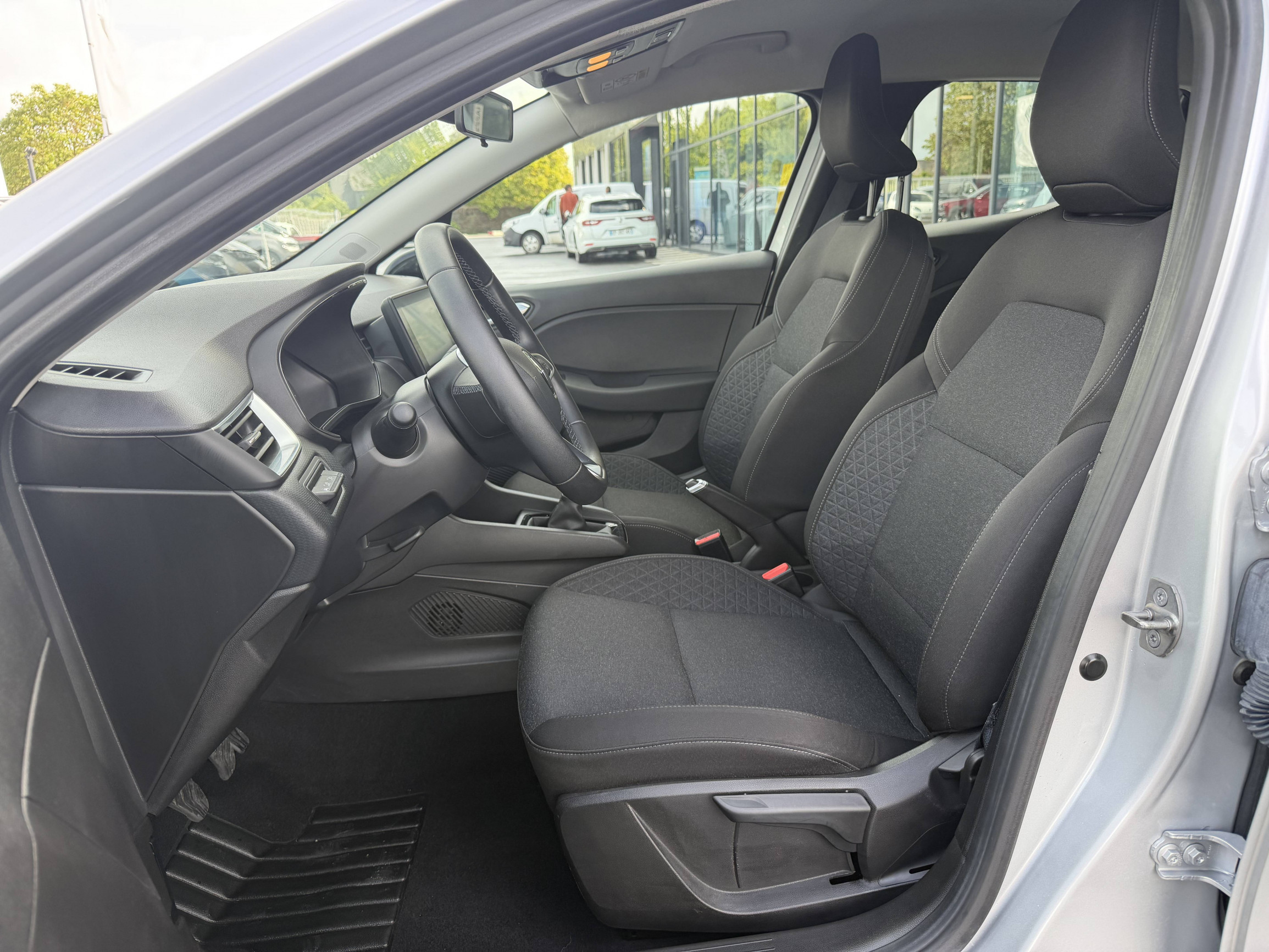 Vente en ligne Renault Clio 5 Clio TCe 90 au prix de 14 990 €