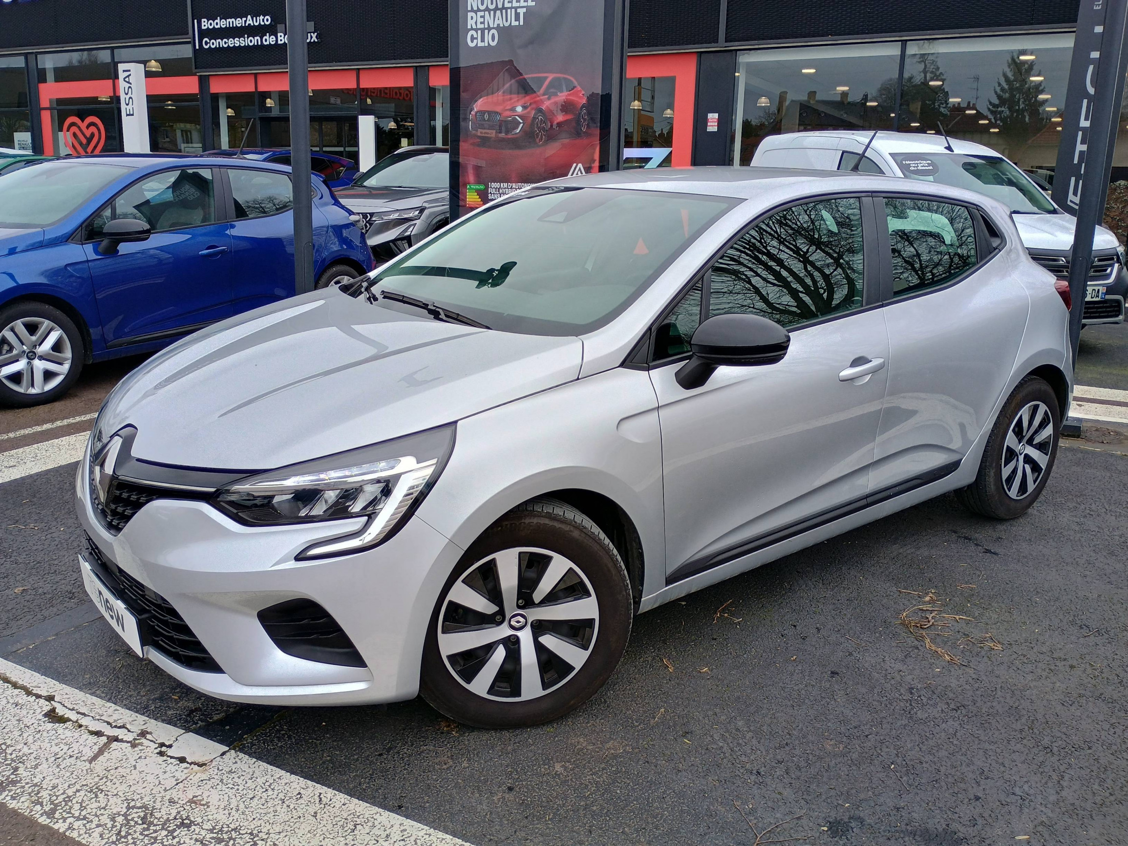 Vente en ligne Renault Clio 5 Clio TCe 90 au prix de 14 290 €