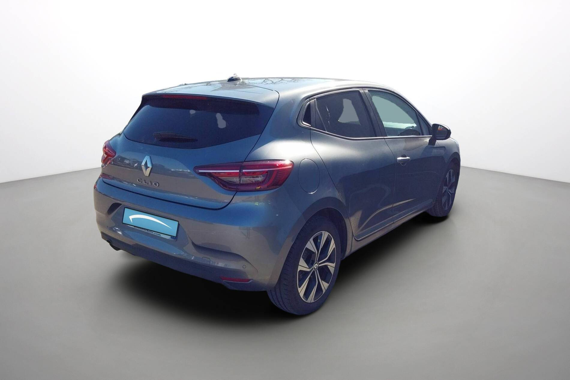 Vente en ligne Renault Clio 5 Clio TCe 90 au prix de 13 790 €