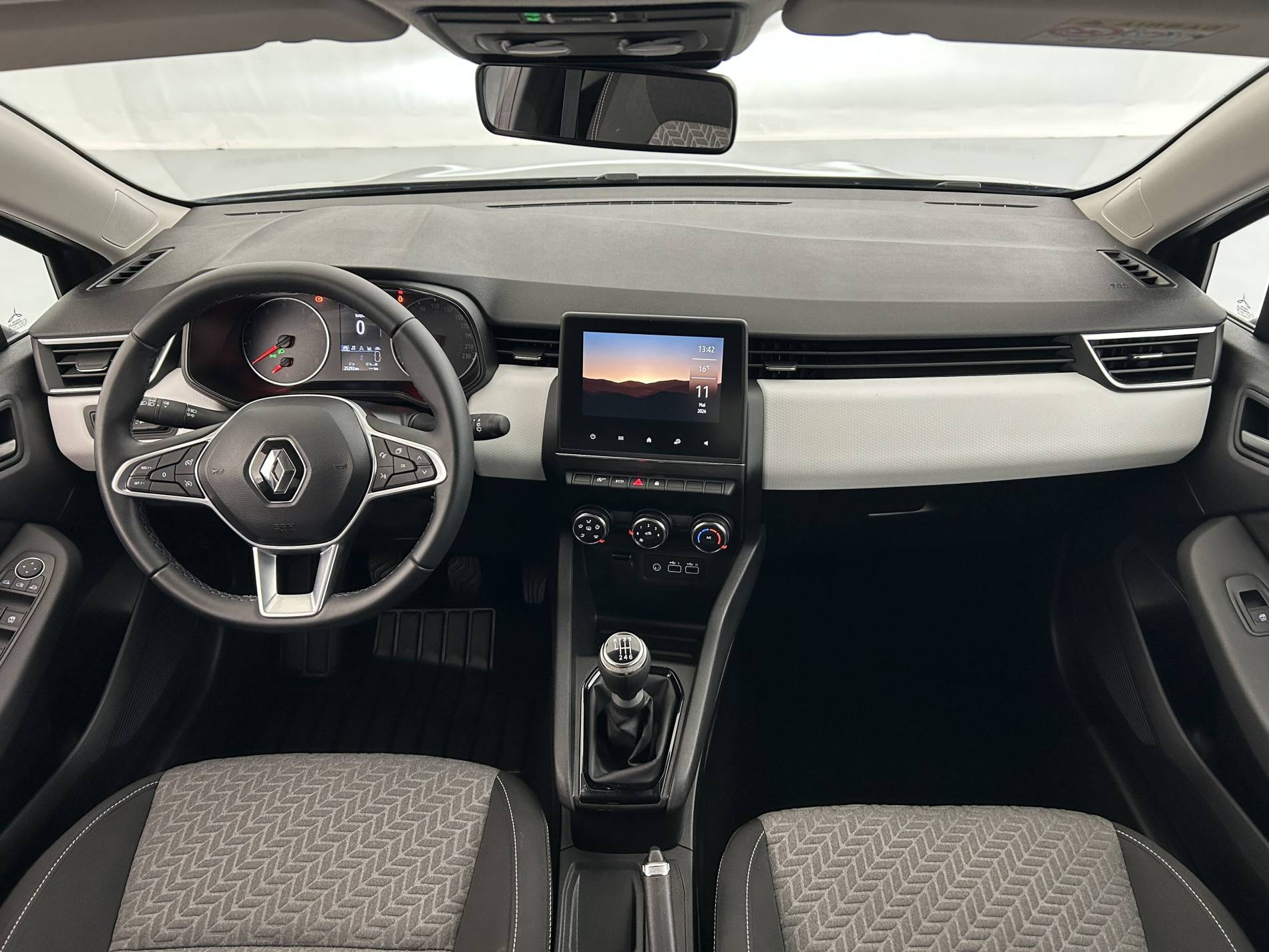 Vente en ligne Renault Clio 5 Clio TCe 90 au prix de 14 490 €