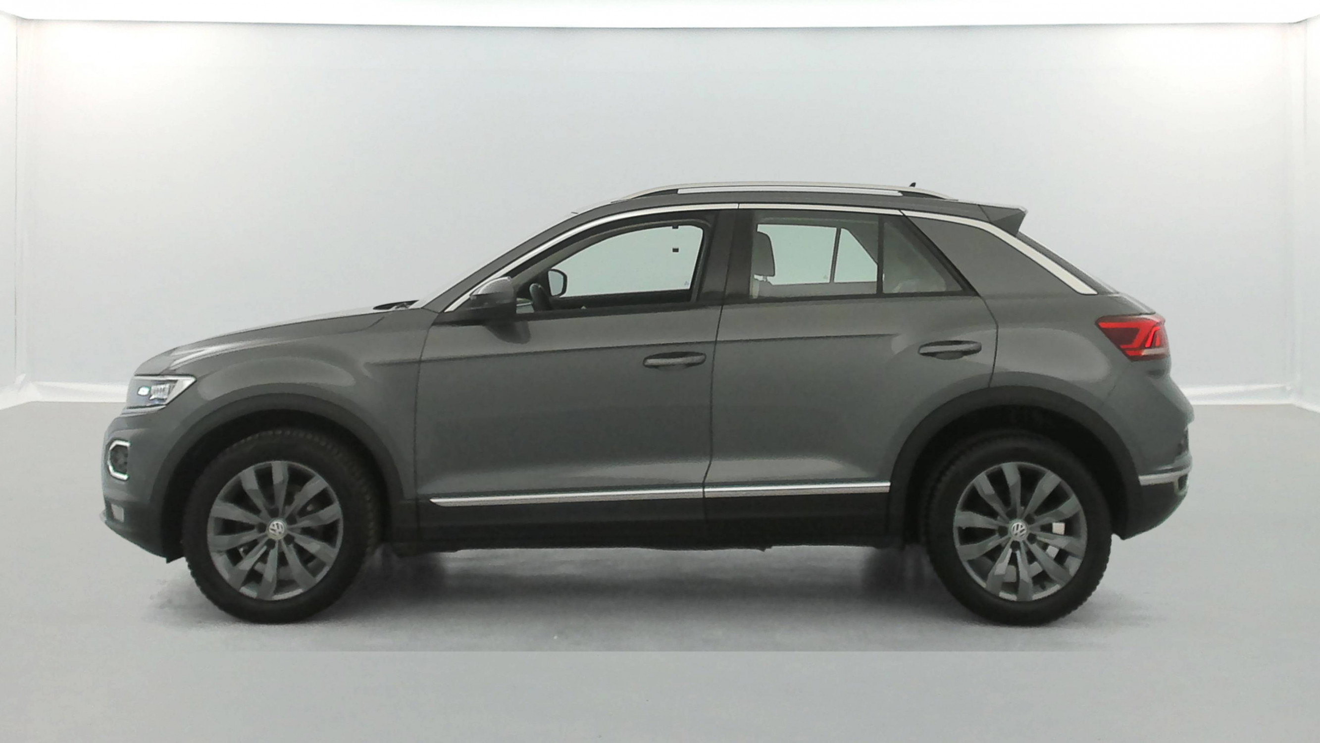 Vente en ligne Volkswagen T-Roc  1.5 TSI 150 EVO Start/Stop BVM6 au prix de 15 990 €