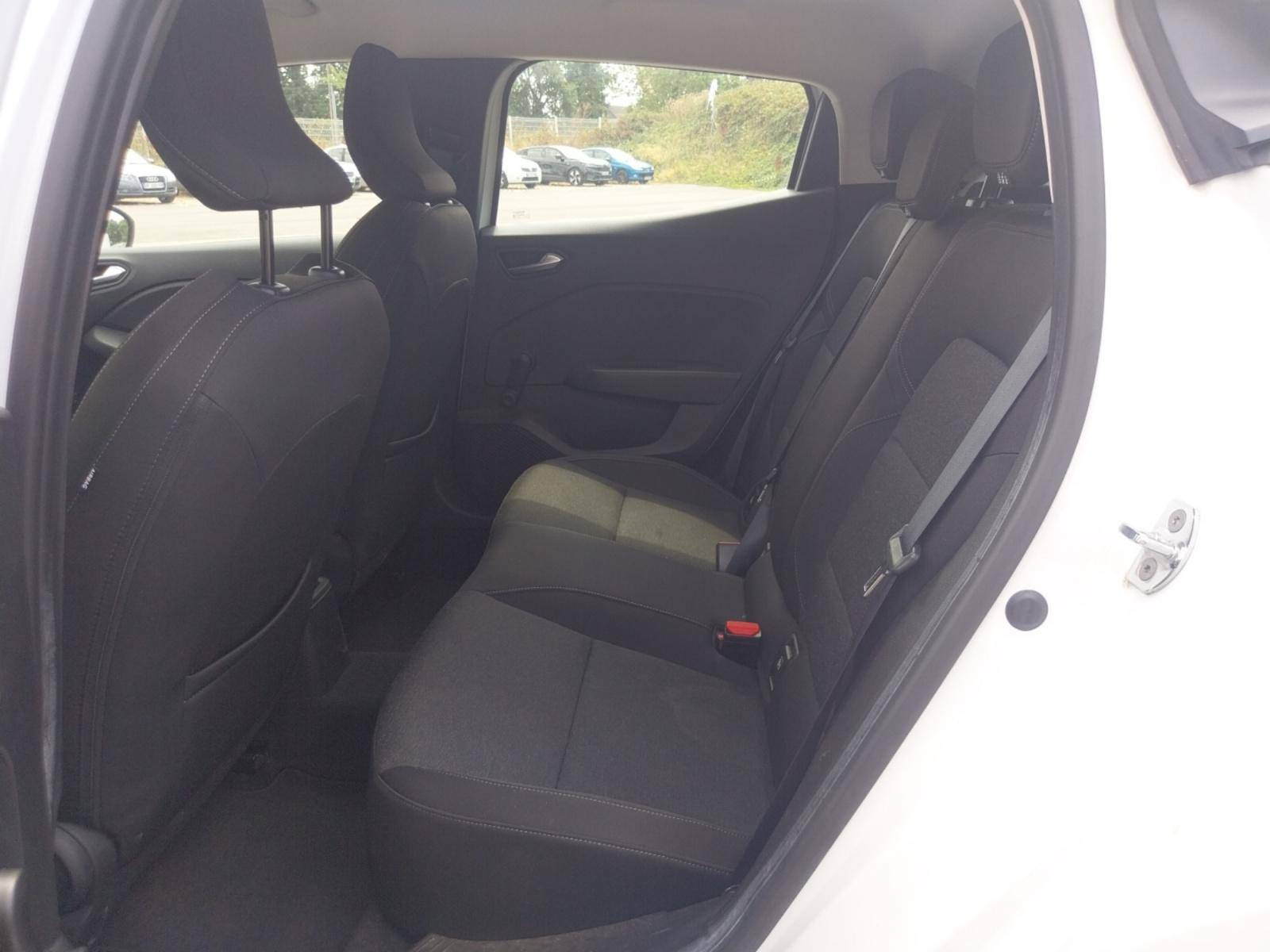 Vente en ligne Renault Clio 5 Clio TCe 90 - 21N au prix de 12 690 €