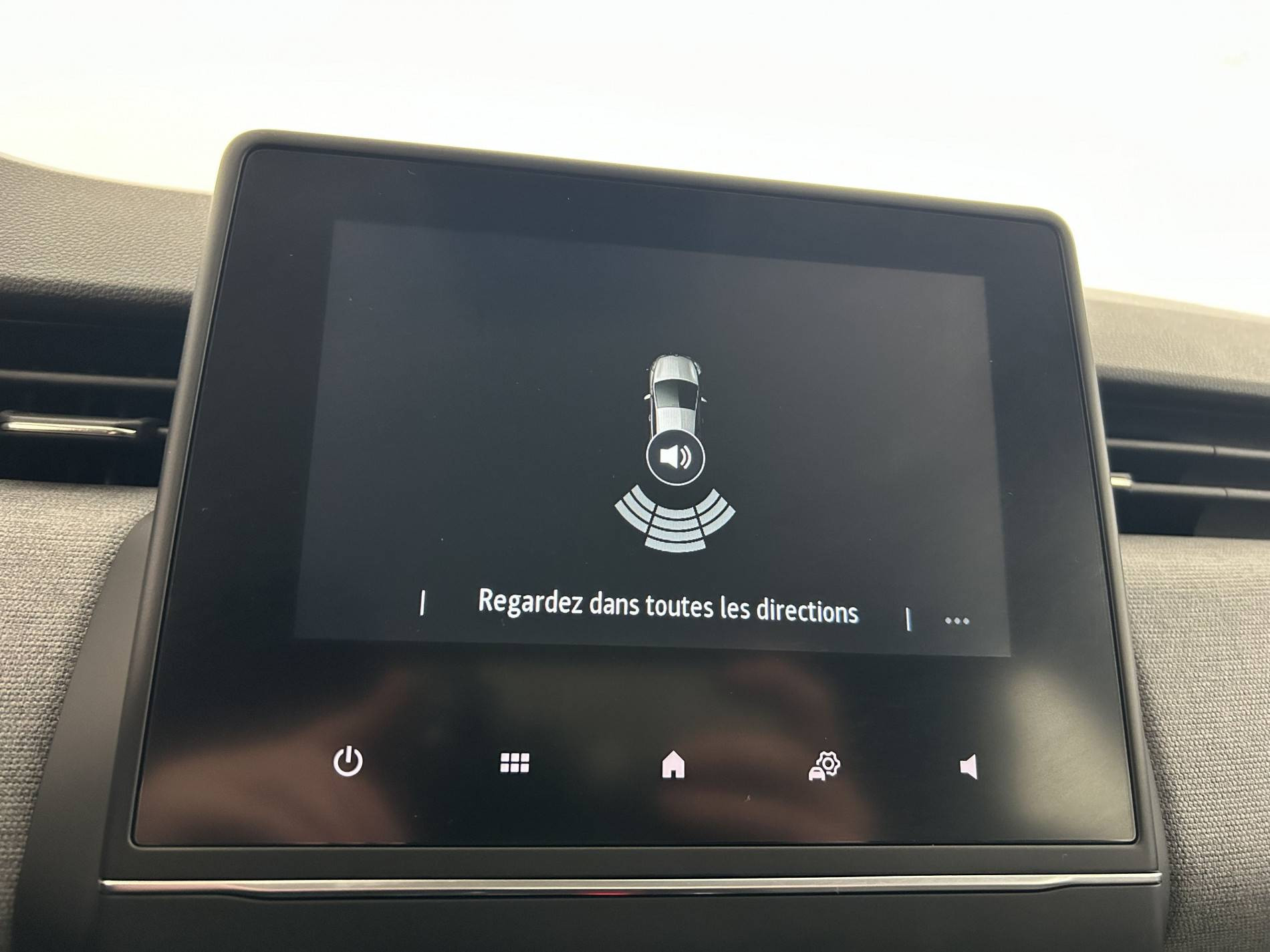 Vente en ligne Renault Clio 5 Clio E-Tech full hybrid 145 ch GSR2 au prix de 18 990 €