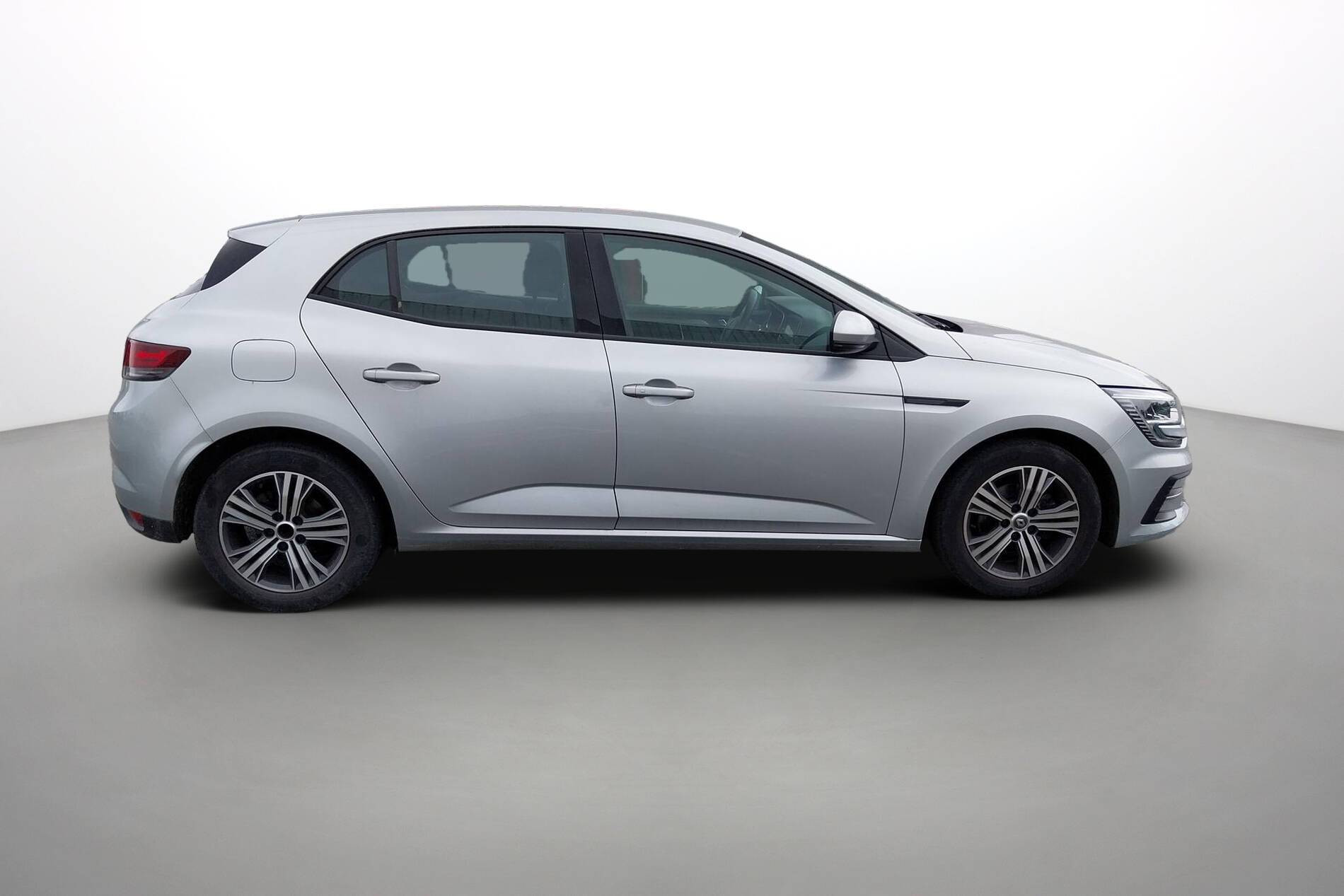 Vente en ligne Renault Megane 4  TCe 140 au prix de 16 490 €