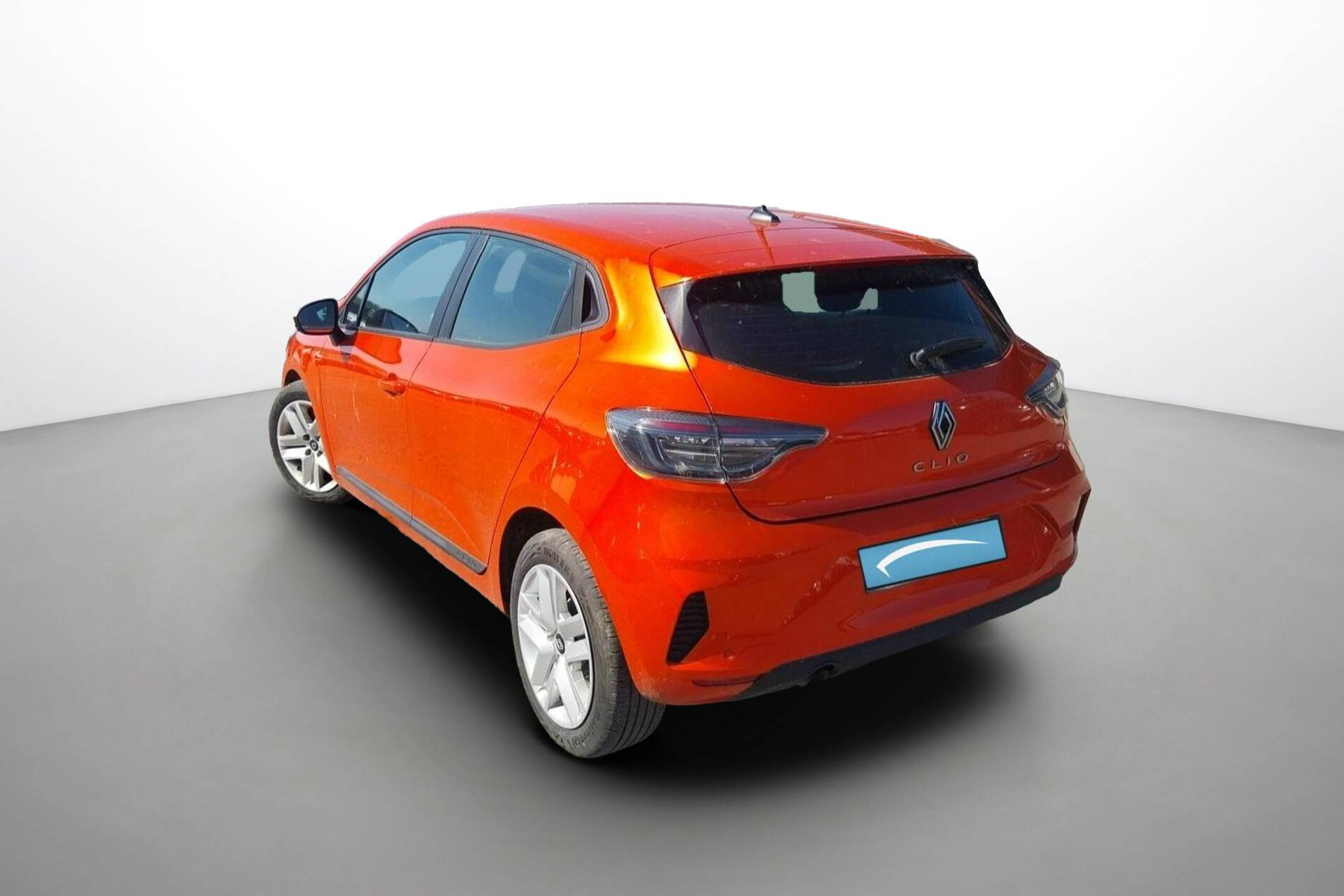 Vente en ligne Renault Clio 5 Clio TCe 90 au prix de 15 790 €
