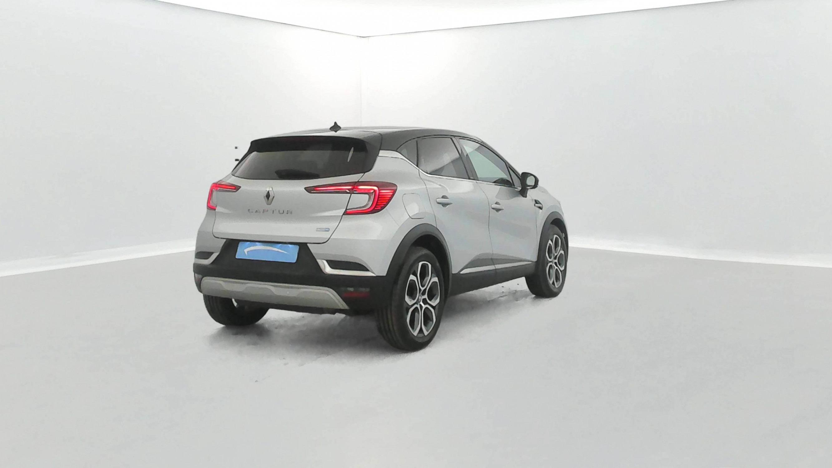 Vente en ligne Renault Captur  E-Tech Plug-in 160 au prix de 15 990 €