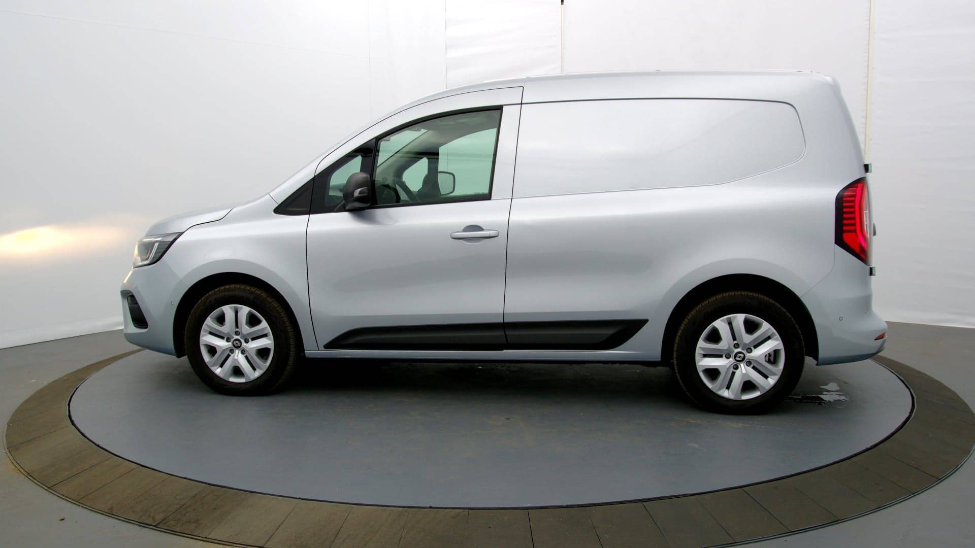 Vente en ligne Renault Kangoo Van E-Tech  EV45 DC 80KW au prix de 25 920 €