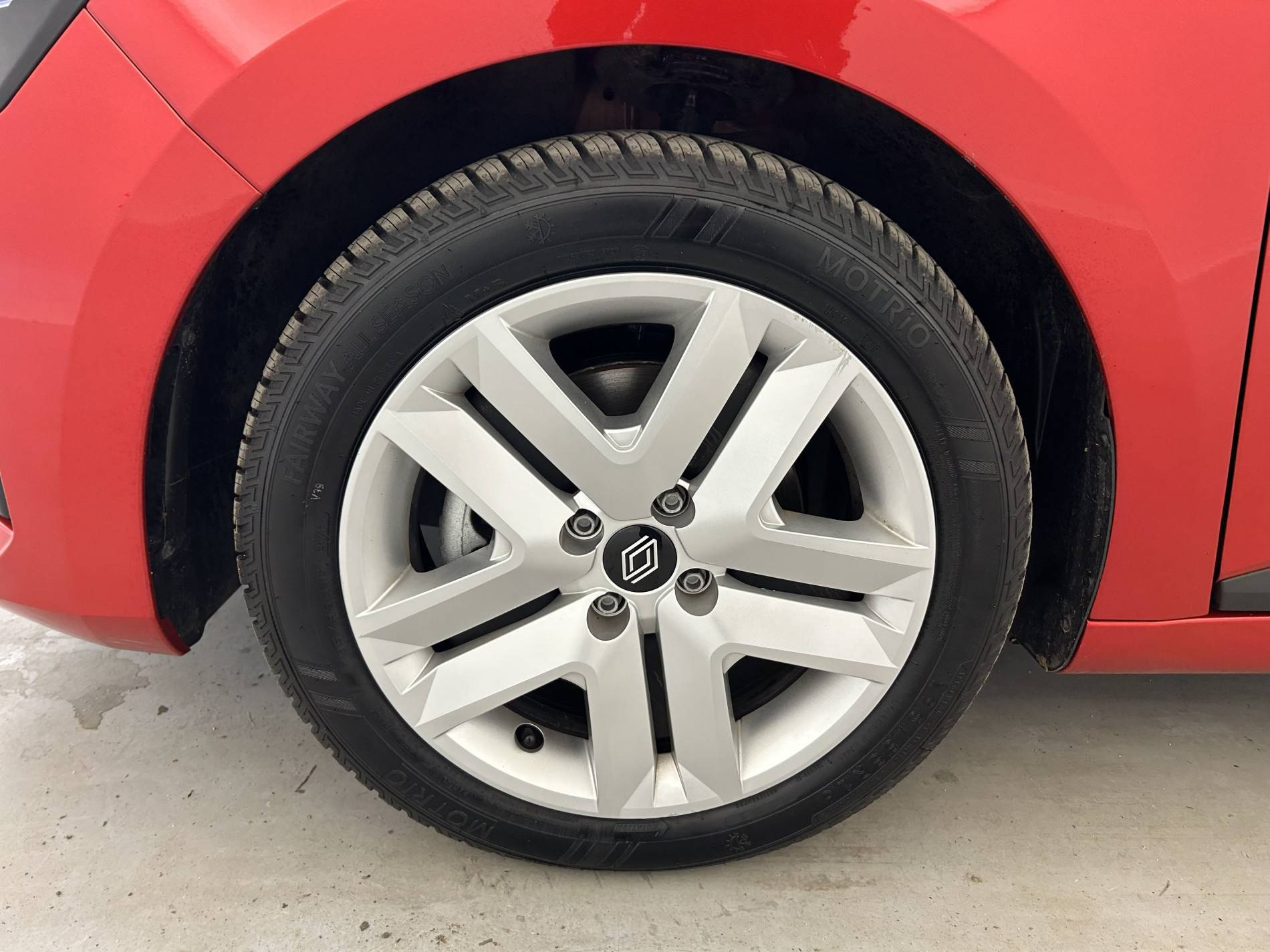 Vente en ligne Renault Clio 5 Clio E-Tech full hybrid 145 ch GSR2 au prix de 21 990 €