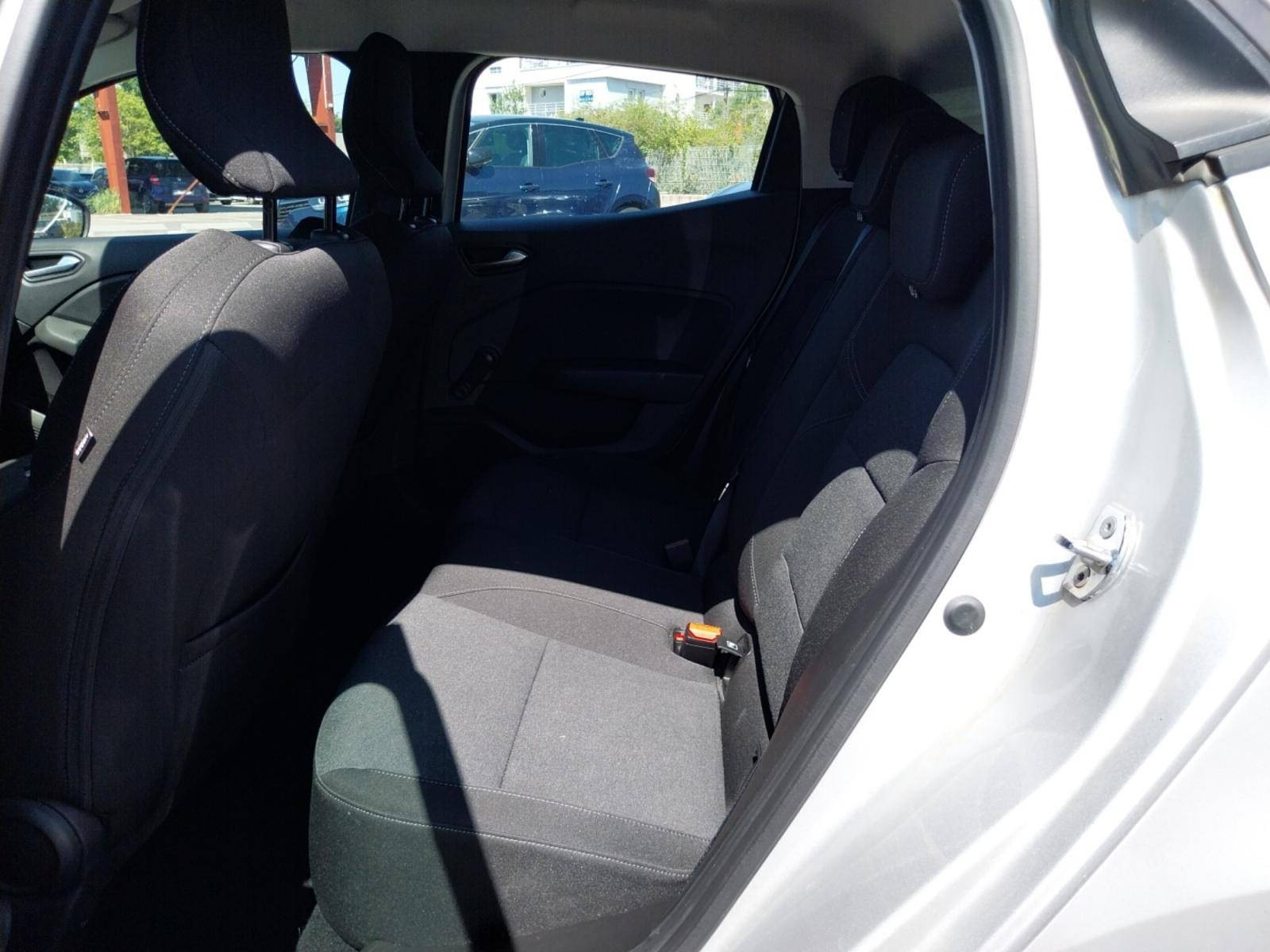 Vente en ligne Renault Clio 5 Clio SCe 65 - 21N au prix de 11 590 €